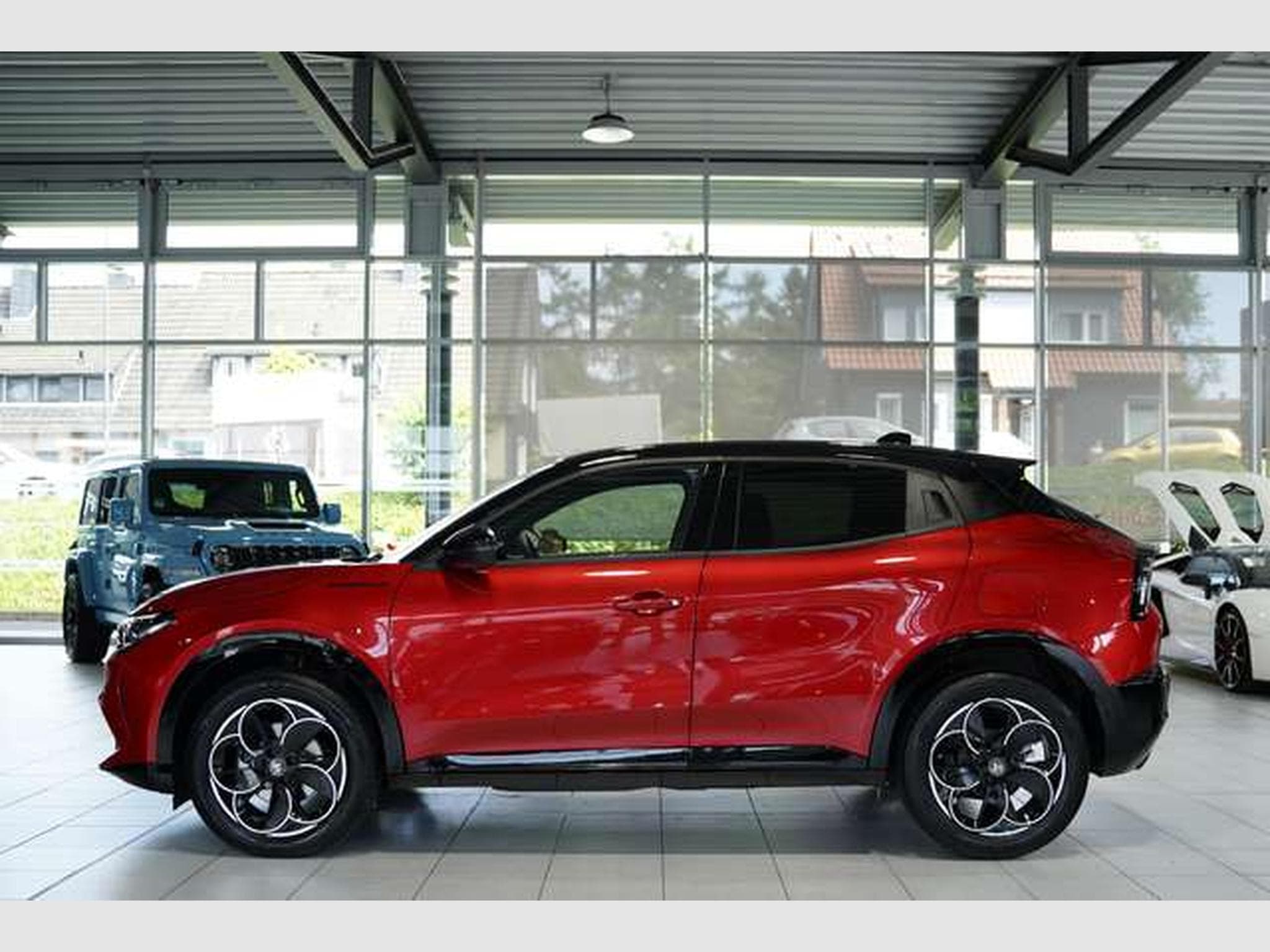 Alfa-Romeo Junior Ibrida 1.2 VGT 48V-Hybrid *1.Hand *MwSt (2025) - Photo 13