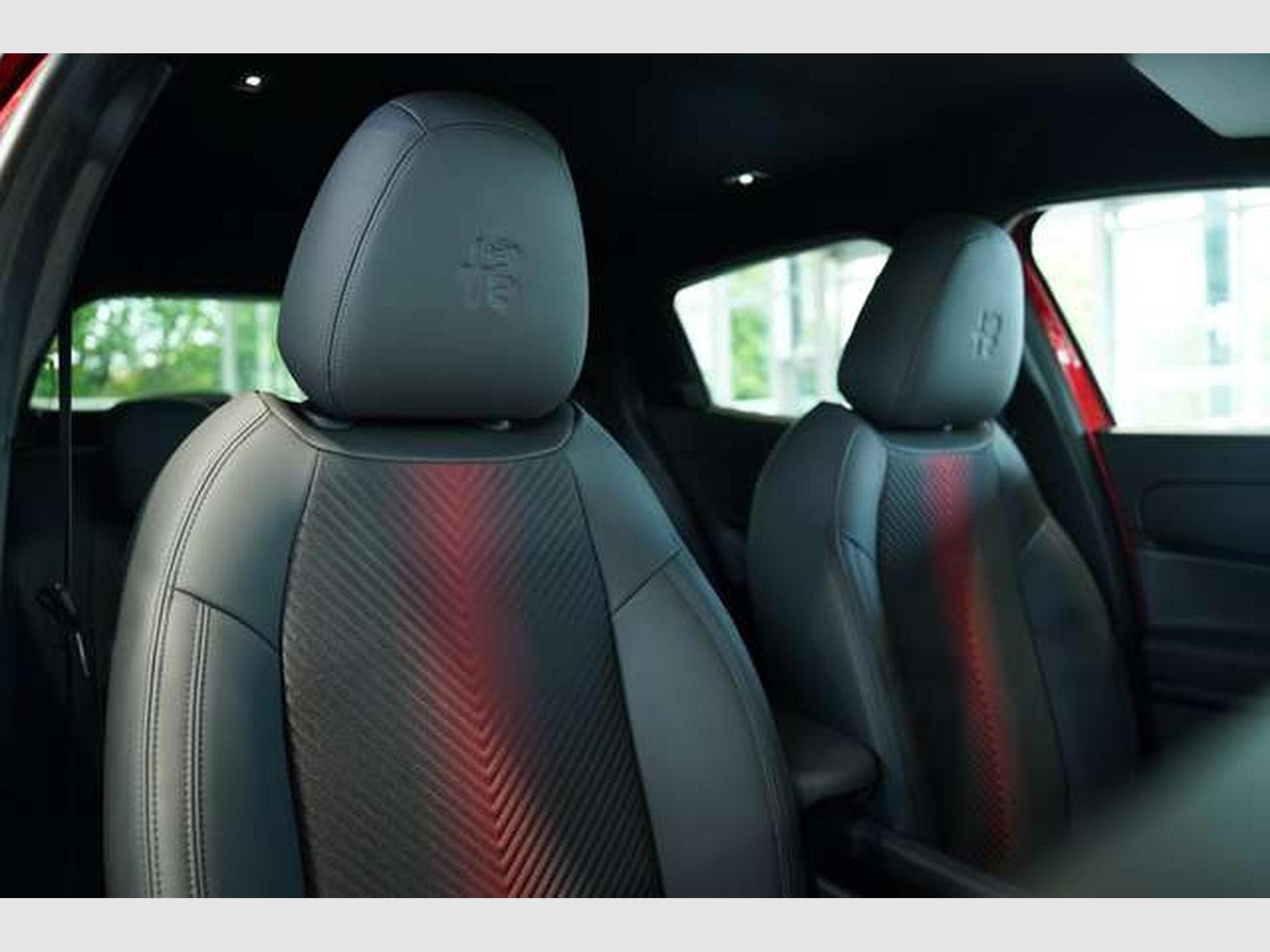 Alfa-Romeo Junior Ibrida 1.2 VGT 48V-Hybrid *1.Hand *MwSt (2025) - Photo 21