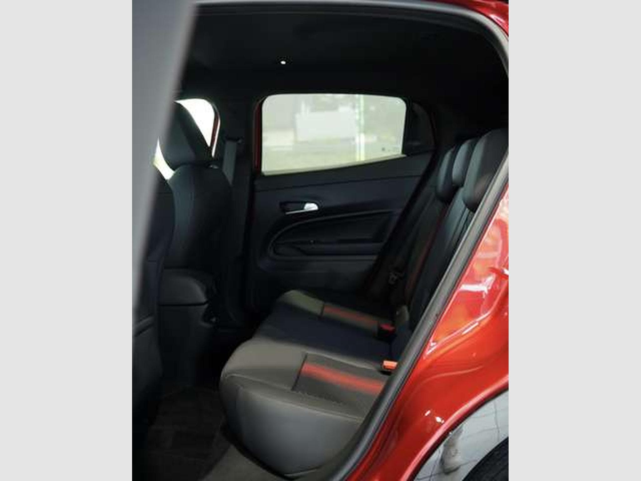 Alfa-Romeo Junior Ibrida 1.2 VGT 48V-Hybrid *1.Hand *MwSt (2025) - Photo 23