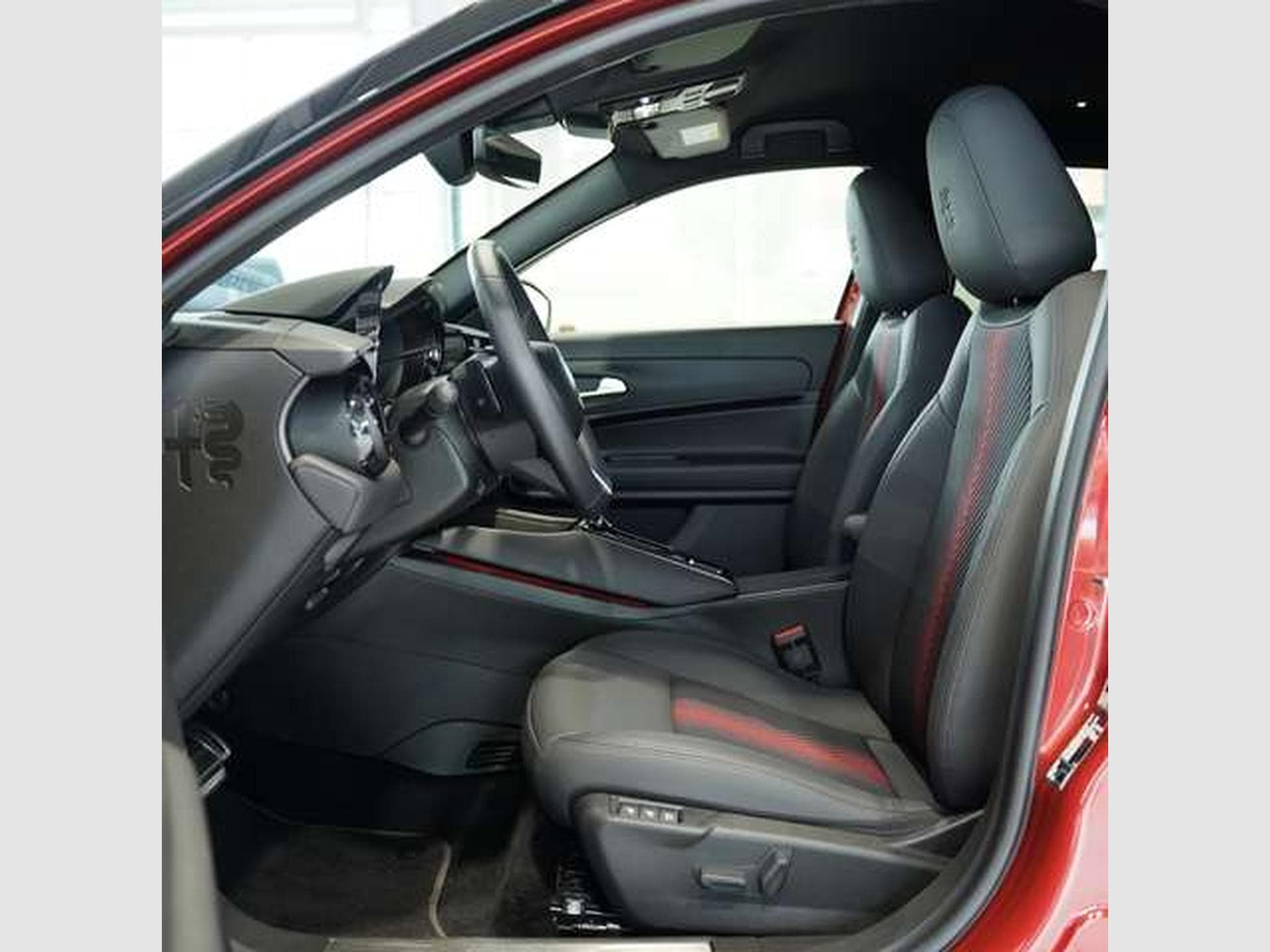 Alfa-Romeo Junior Ibrida 1.2 VGT 48V-Hybrid *1.Hand *MwSt (2025) - Photo 24