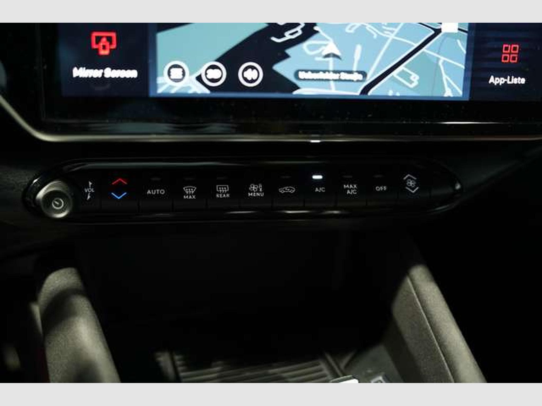 Alfa-Romeo Junior Ibrida 1.2 VGT 48V-Hybrid *1.Hand *MwSt (2025) - Photo 30