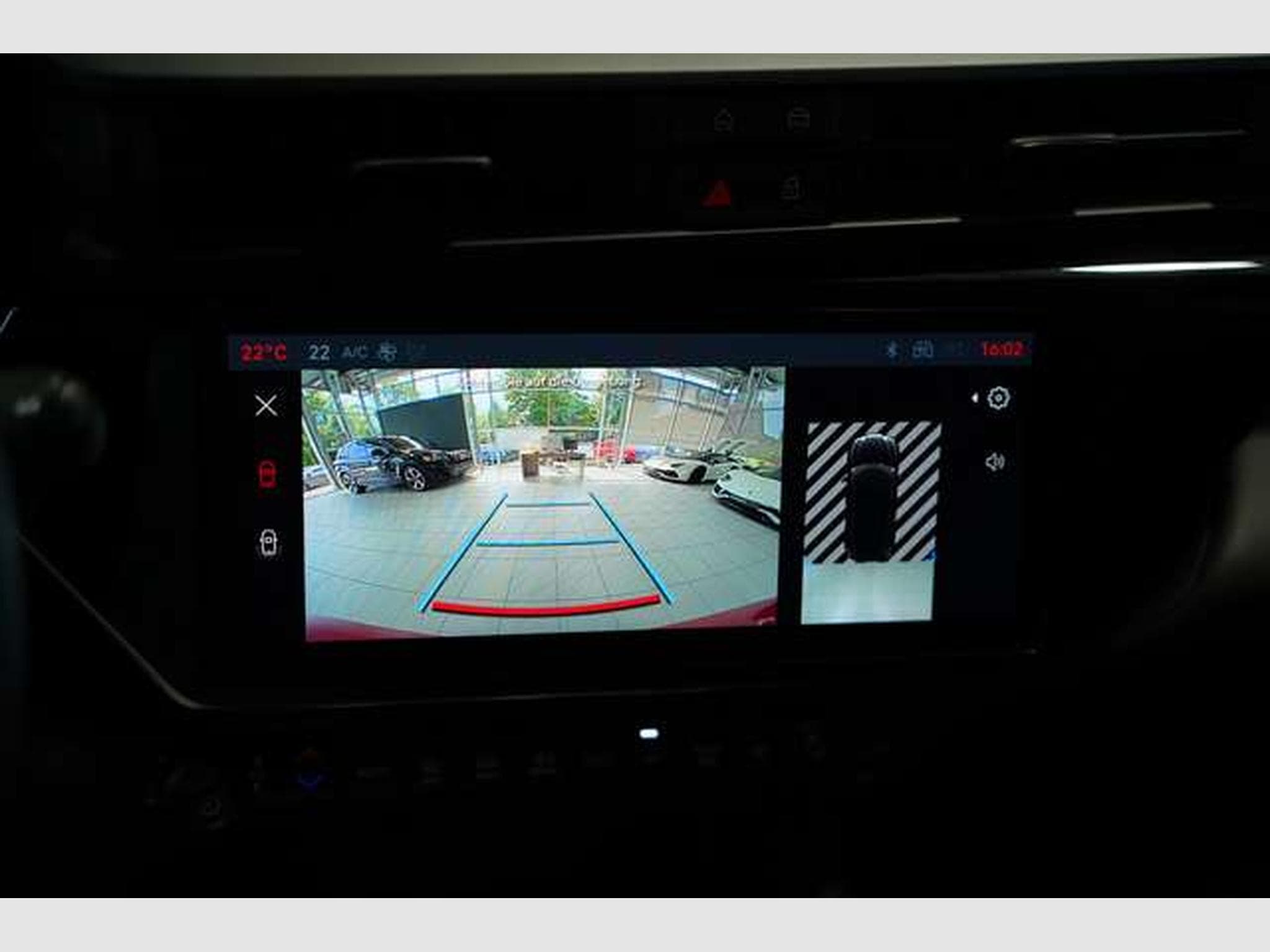 Alfa-Romeo Junior Ibrida 1.2 VGT 48V-Hybrid *1.Hand *MwSt (2025) - Photo 31