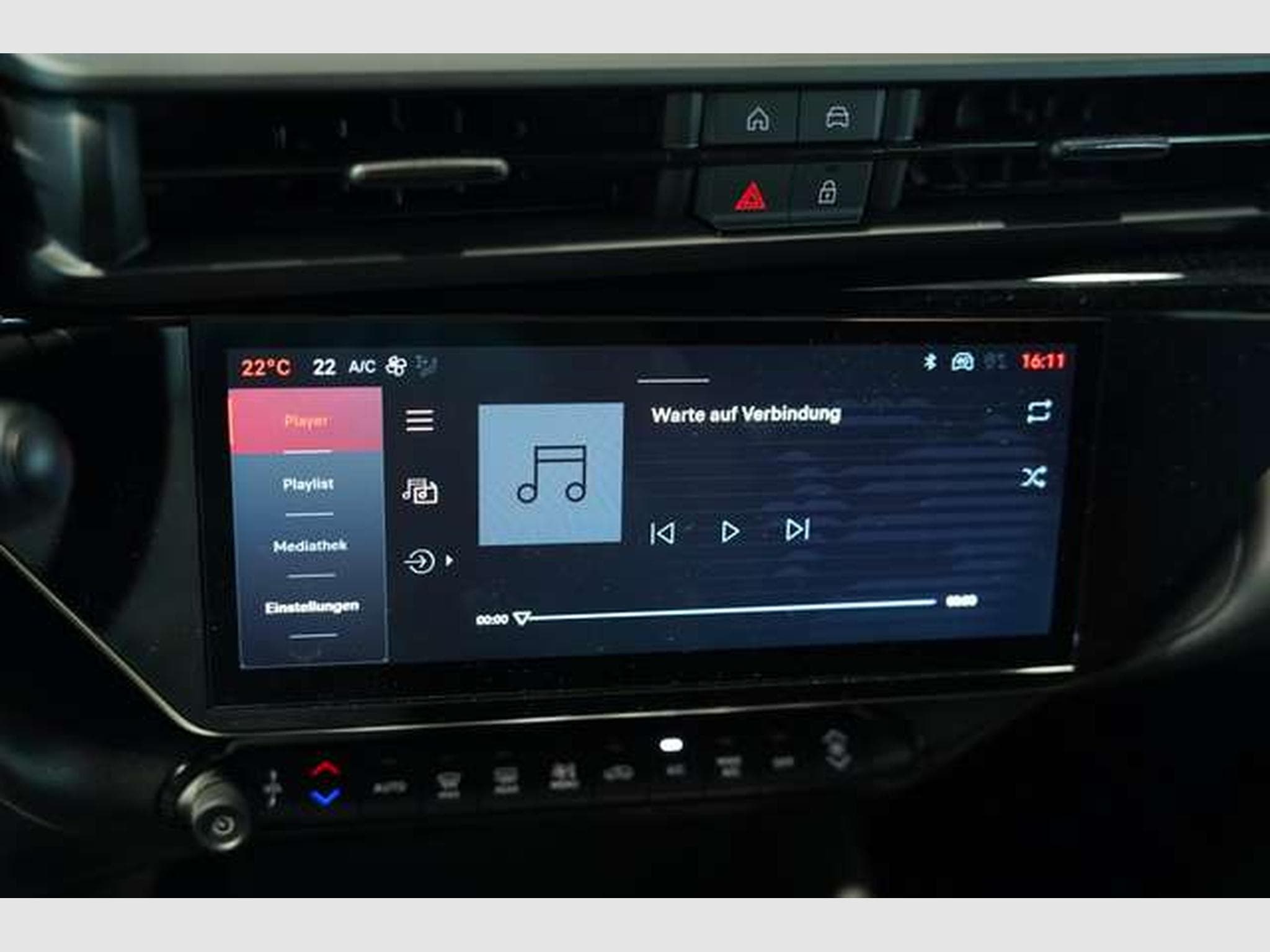 Alfa-Romeo Junior Ibrida 1.2 VGT 48V-Hybrid *1.Hand *MwSt (2025) - Photo 35