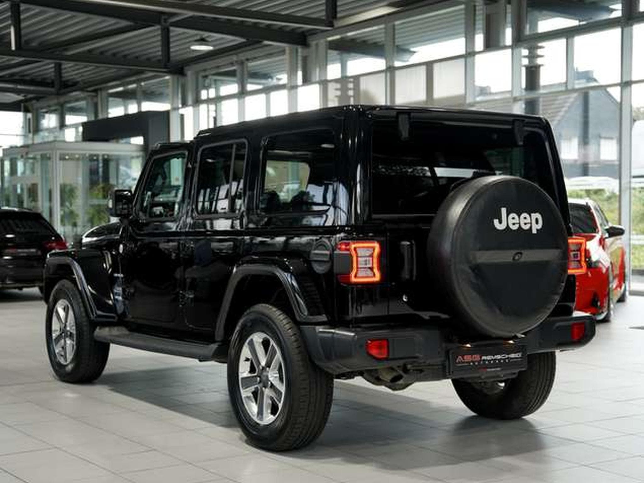 Jeep Wrangler 2.2 CRDi Sahara 2.Hand *Dual-Top *SHZ (2019) - Foto 8