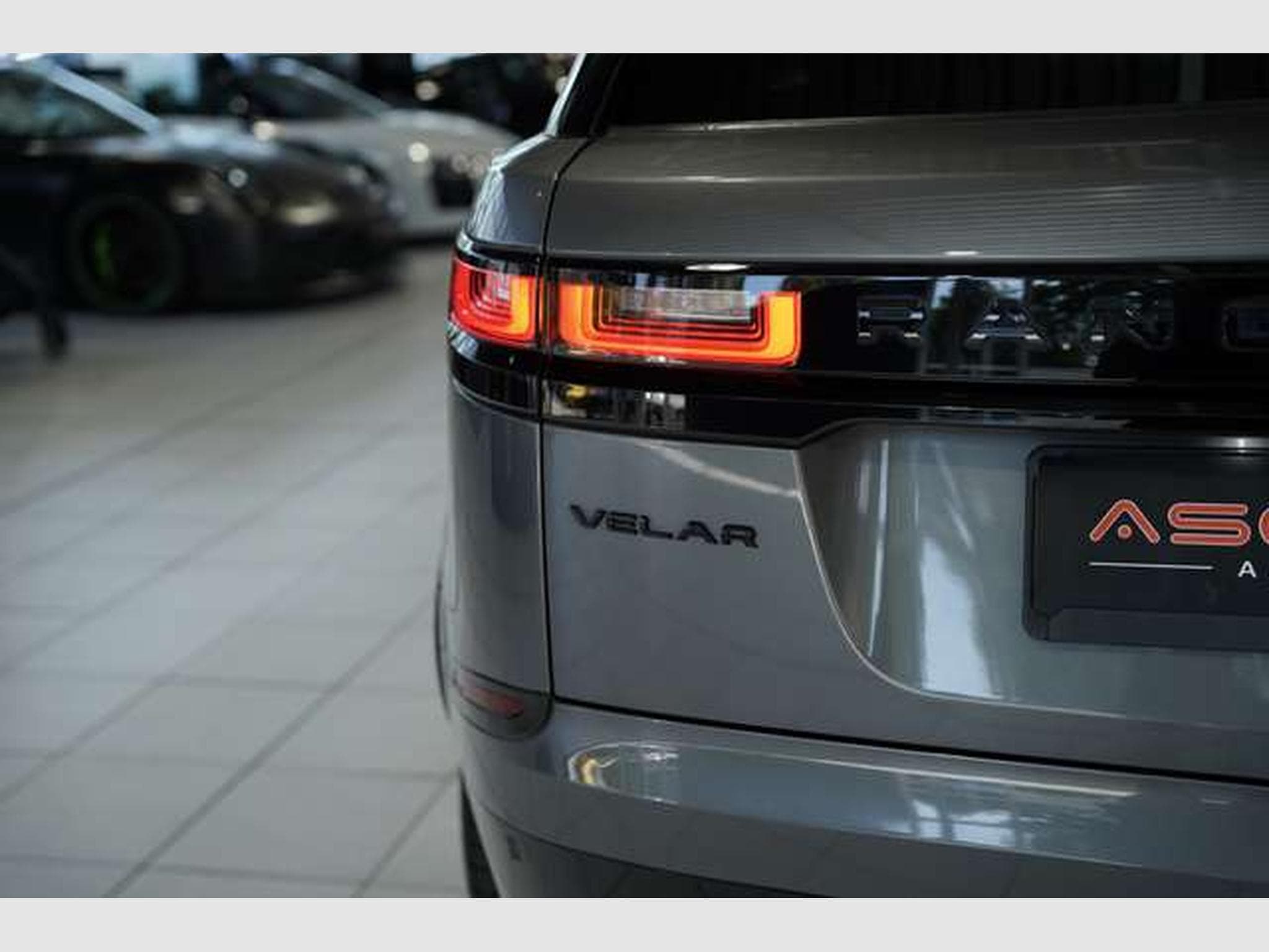 Land-Rover Range Rover Velar R Dynamic S Black-Paket 1.Hand (2019) - Photo 12