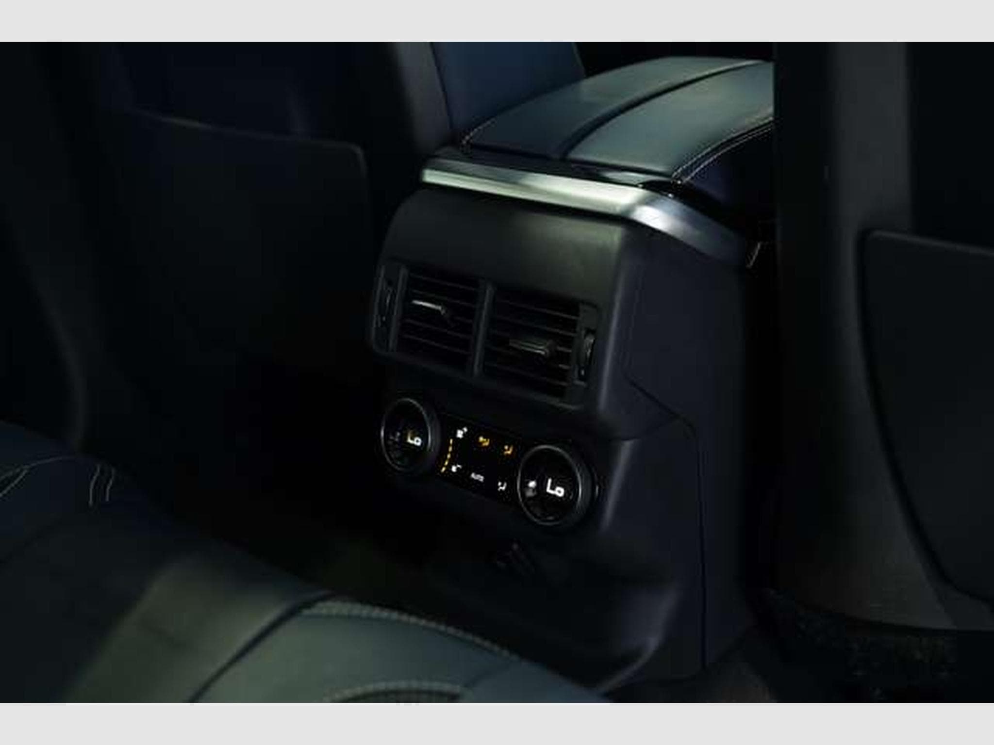 Land-Rover Range Rover Velar R Dynamic S Black-Paket 1.Hand (2019) - Photo 22