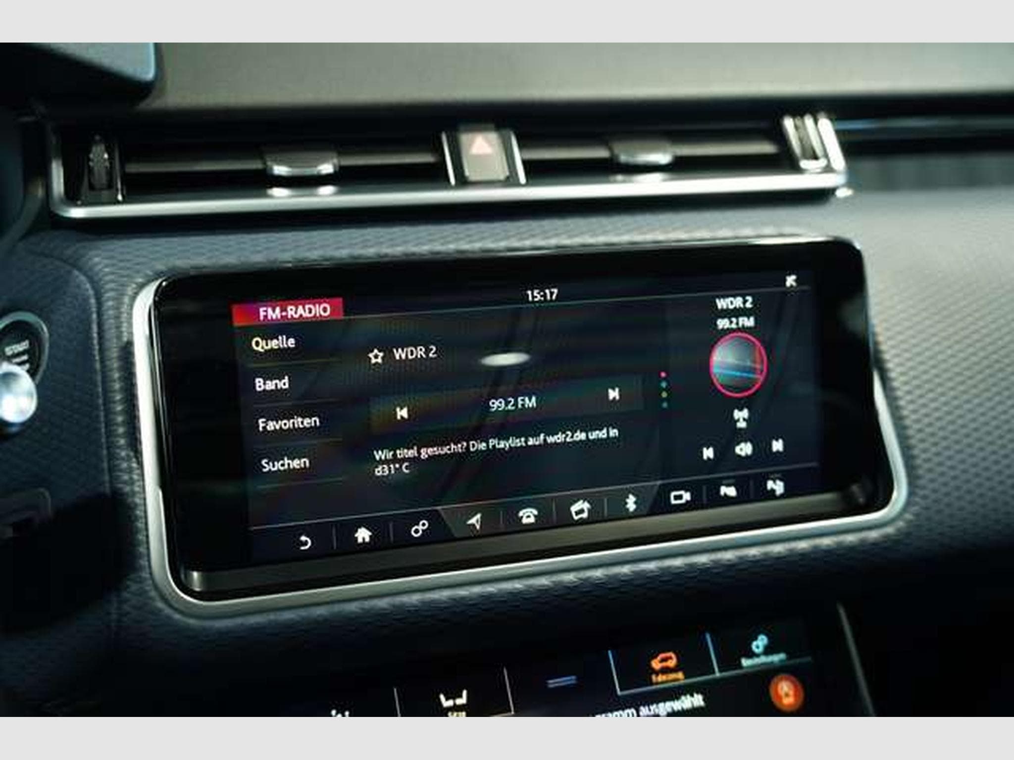 Land-Rover Range Rover Velar R Dynamic S Black-Paket 1.Hand (2019) - Photo 36
