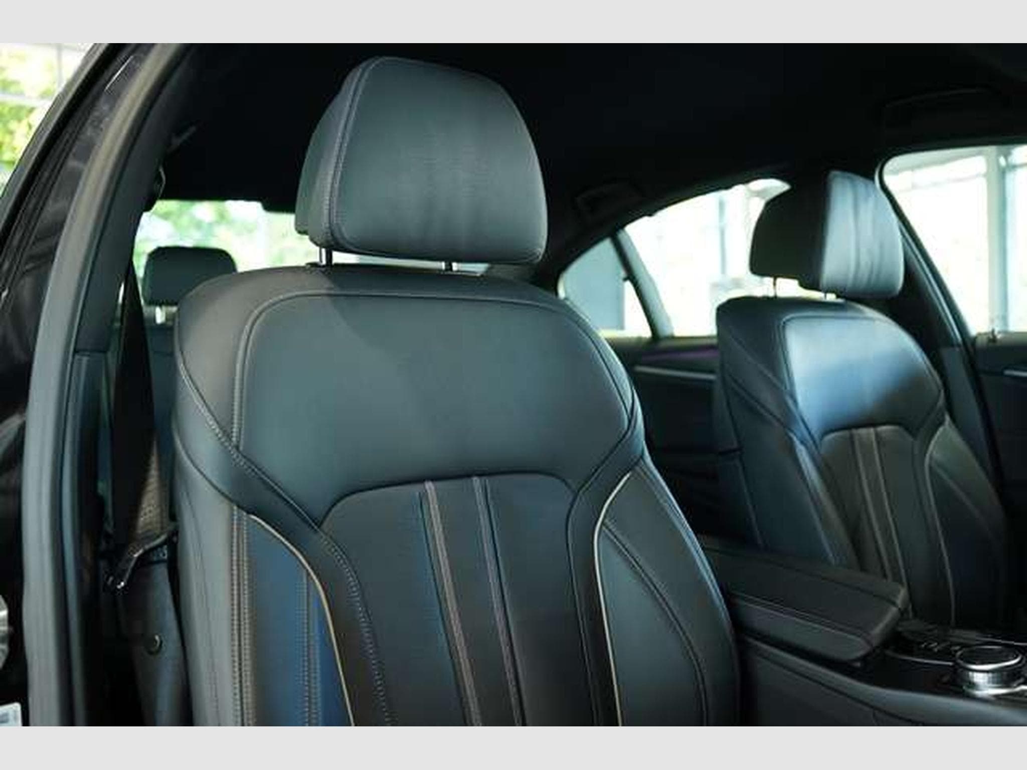 BMW 540 i xDrive Limousine M Sport 2.H *Memory *ACC (2022) - Foto 16
