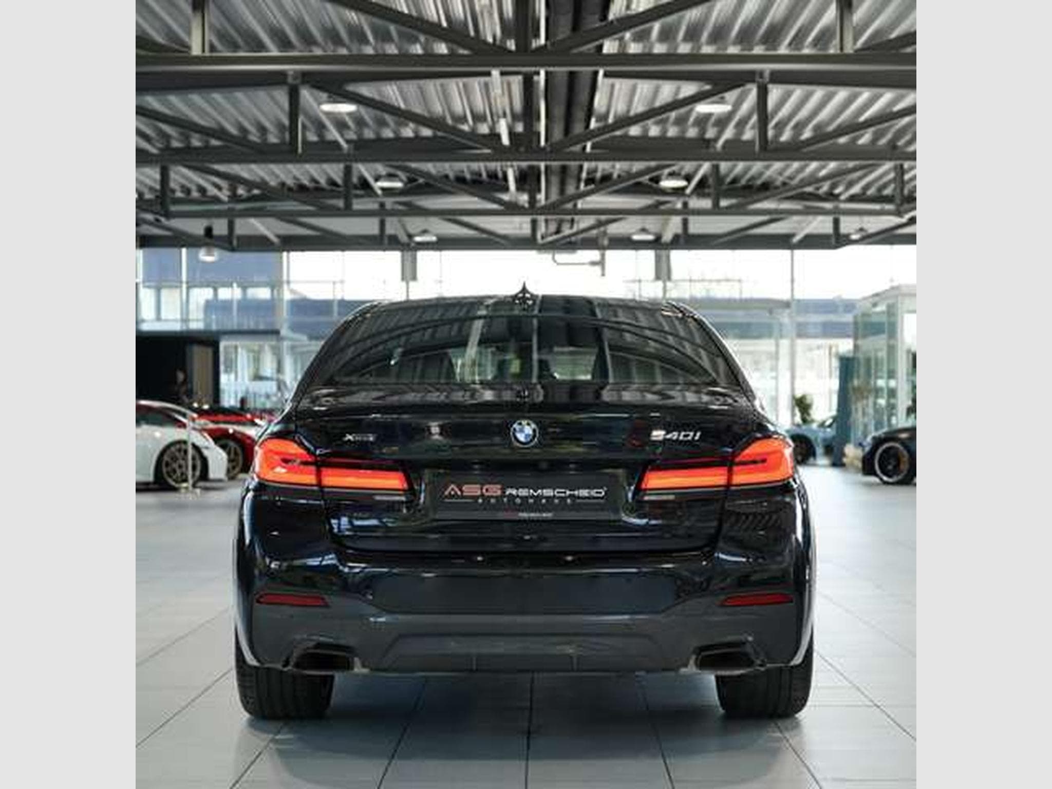 BMW 540 i xDrive Limousine M Sport 2.H *Memory *ACC (2022) - Foto 8