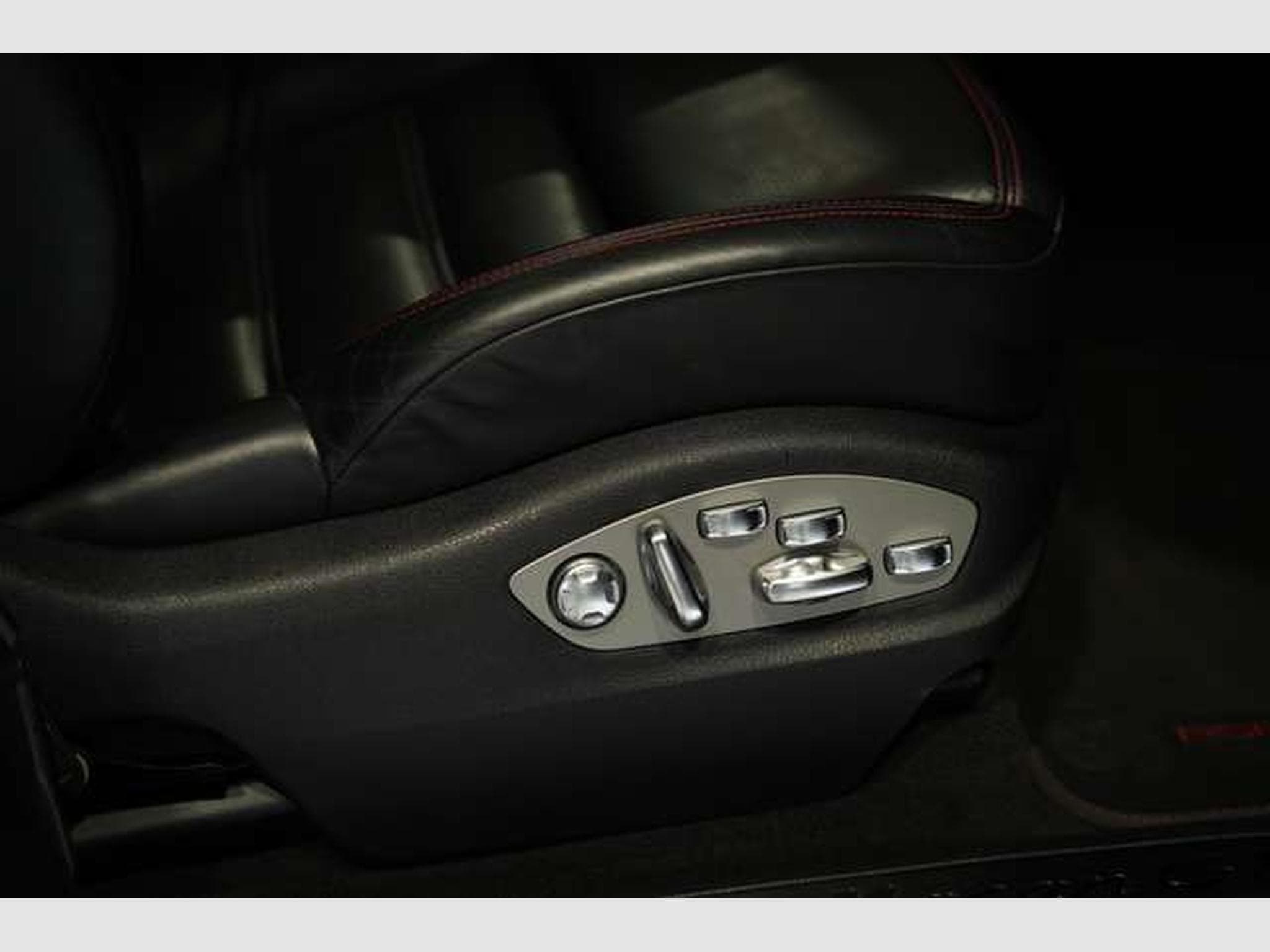 Porsche Macan GTS 2H *21 *Chrono *Pano *LUFT *AHK *BOSE (2021) - Foto 15