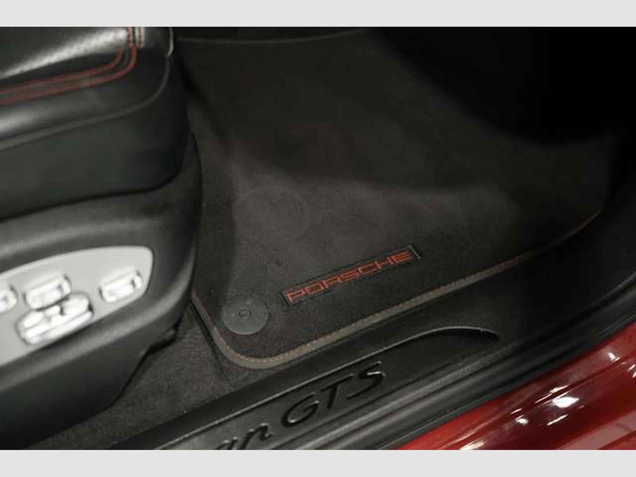 Porsche Macan GTS 2H *21 *Chrono *Pano *LUFT *AHK *BOSE (2021) - Foto 16