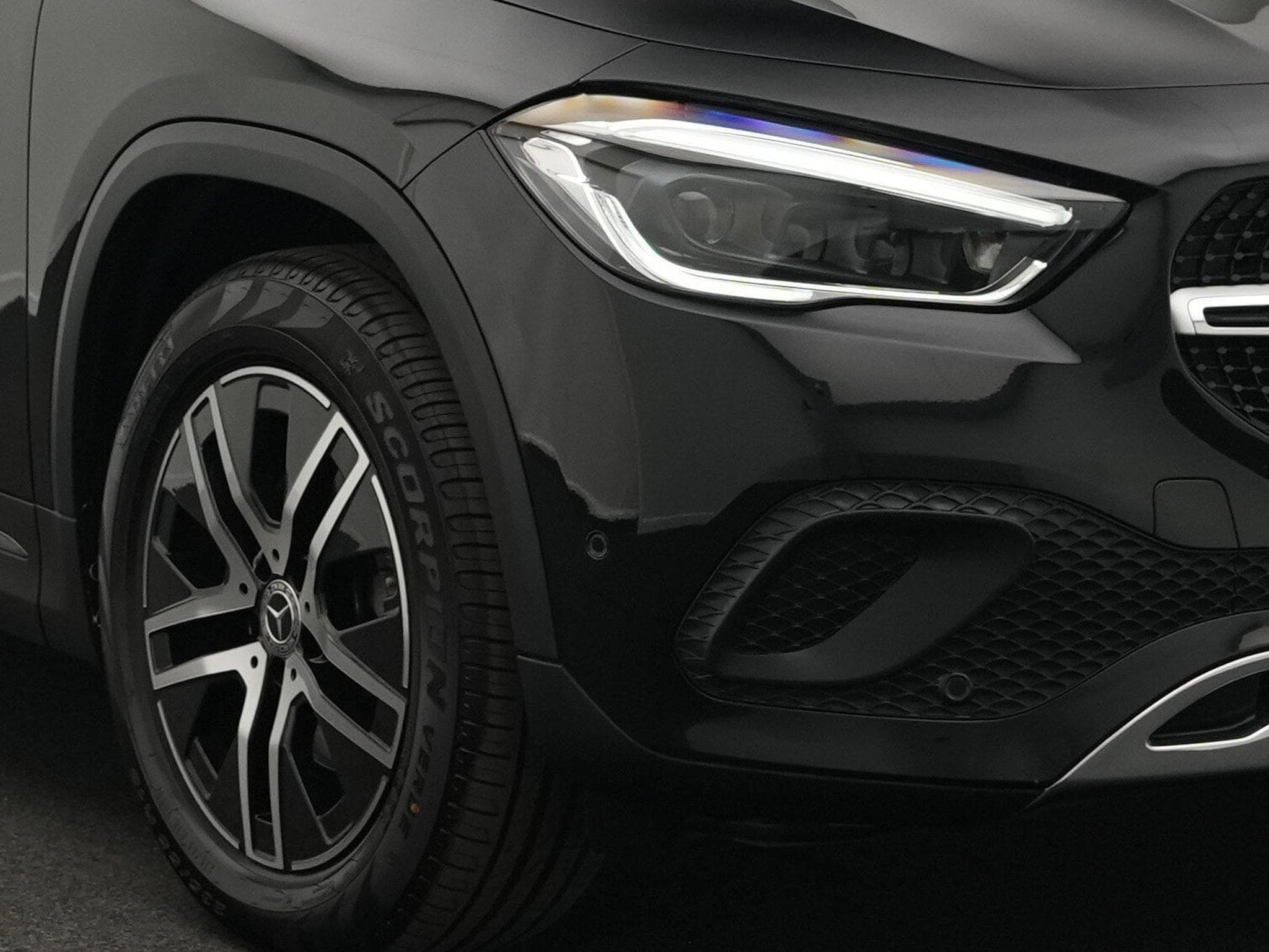 Mercedes GLA 200 d Progressive Multi+Pano+Totw+Kamera (2020) - Foto 9