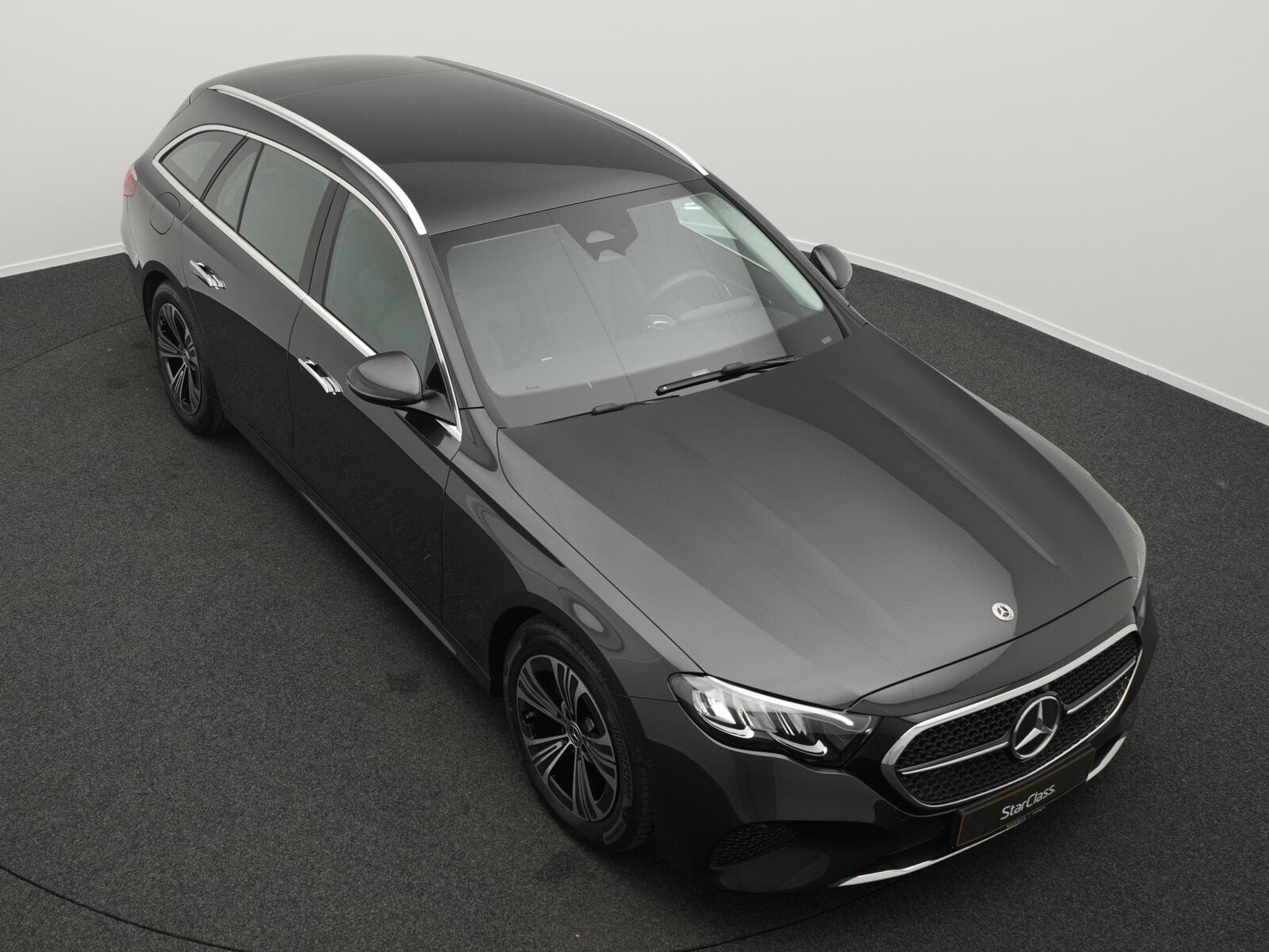 Mercedes E 220 d T Avantgarde LED+Kamera+AHK+Apple (2025) - Foto 10