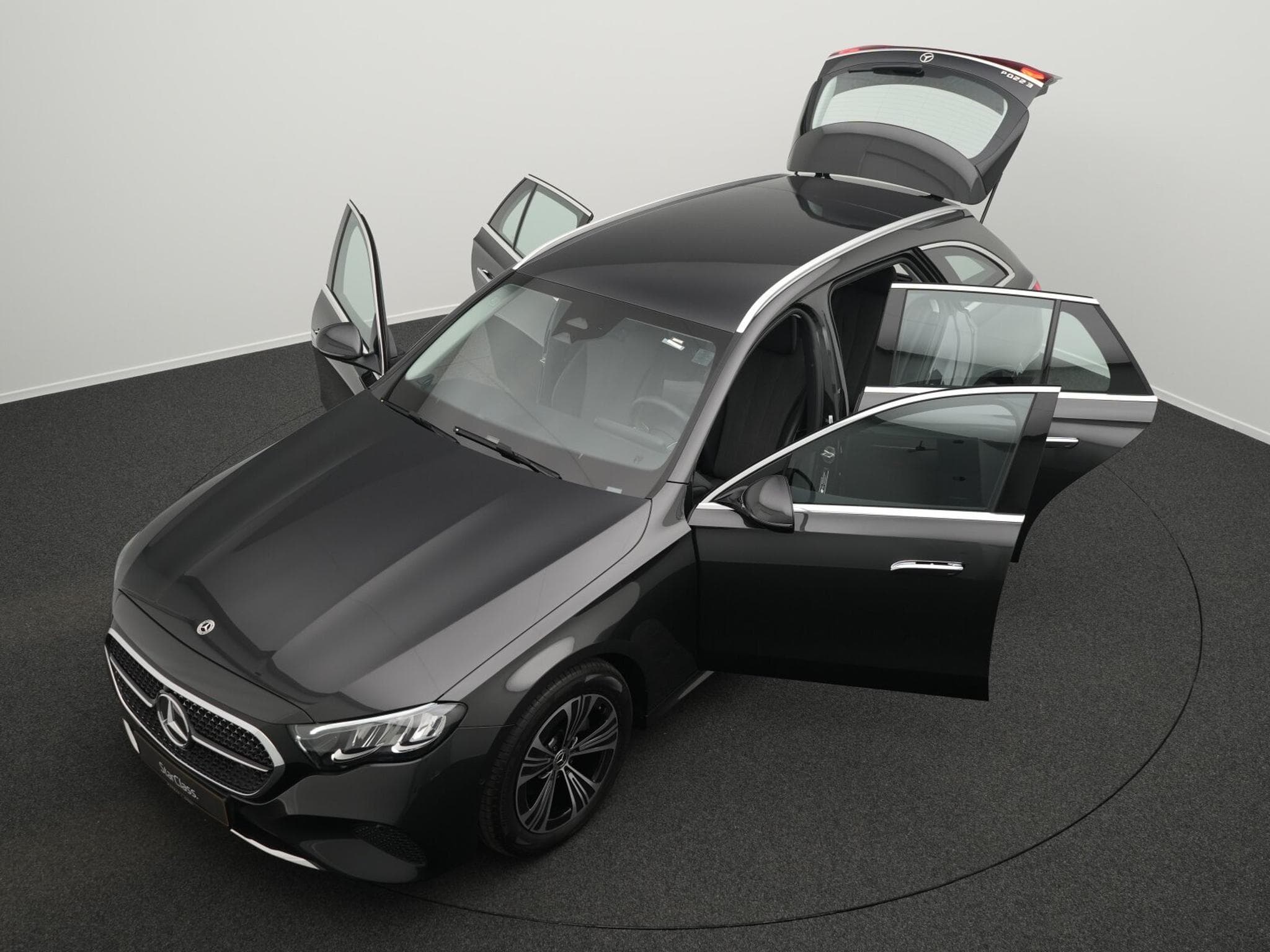 Mercedes E 220 d T Avantgarde LED+Kamera+AHK+Apple (2025) - Foto 12