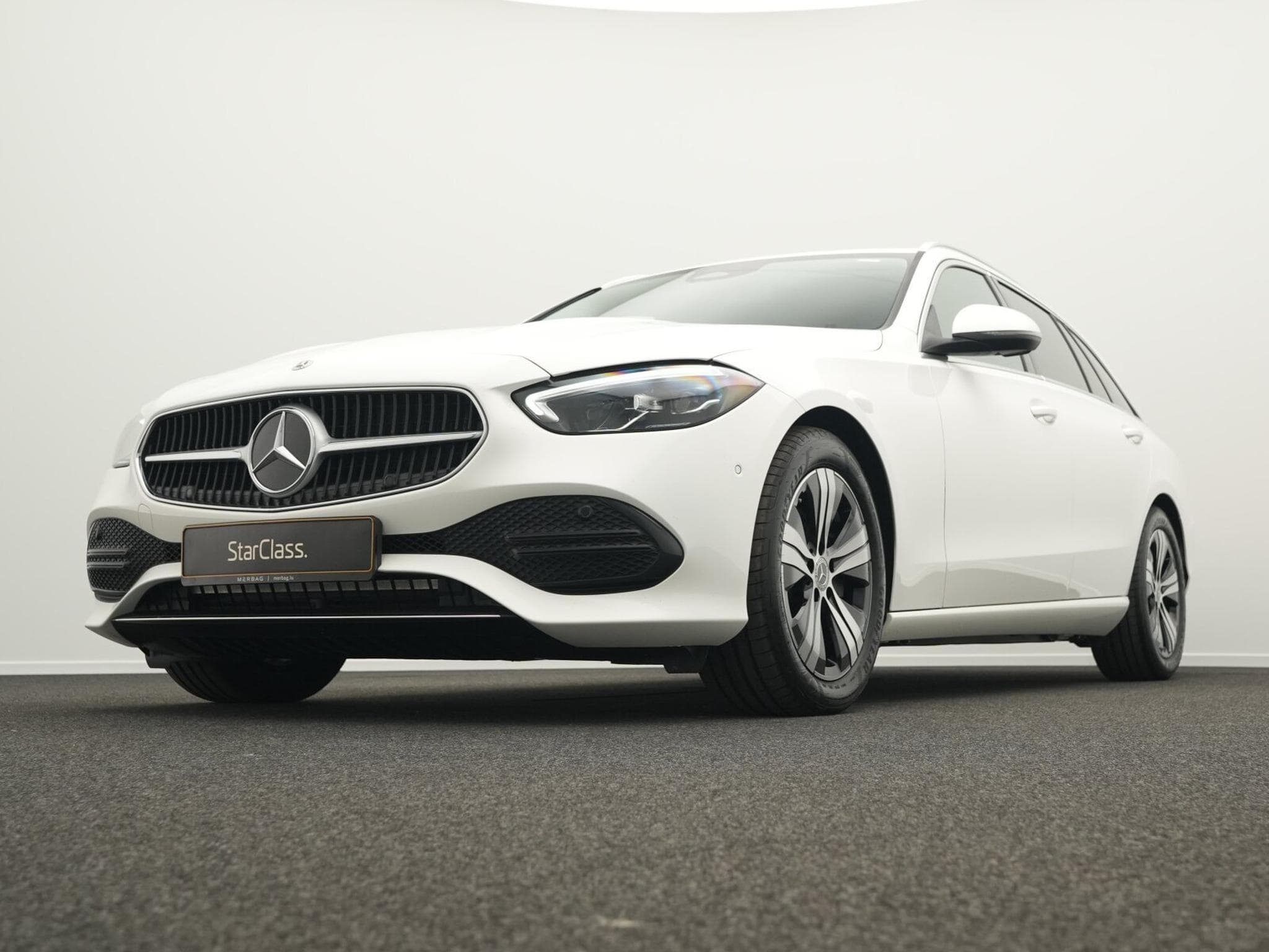 Mercedes C 200 d T Avantgarde LED+Kamera+AHK+EasyPack (2025) - Foto 10