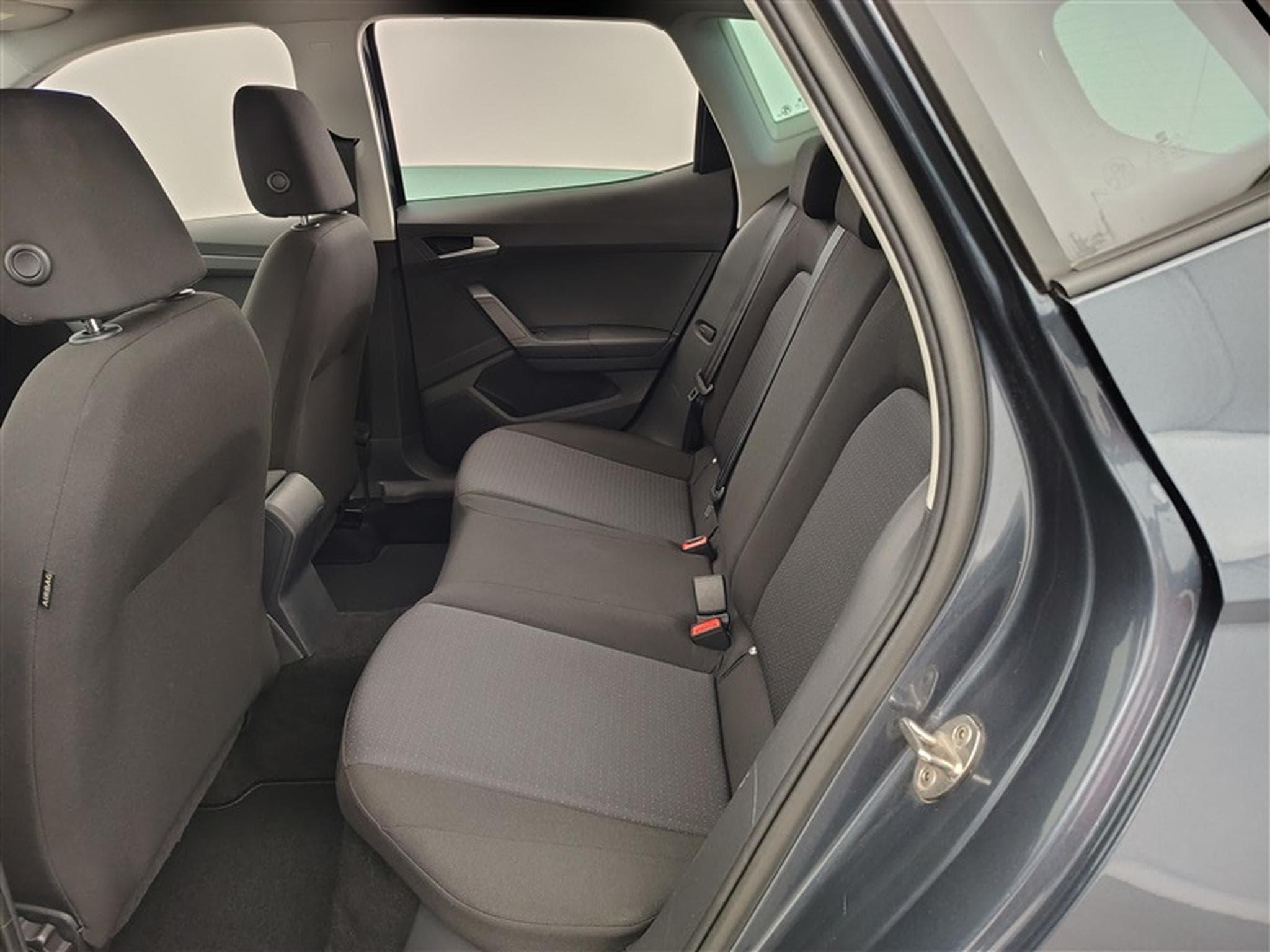Seat Arona 1.0 TSI Move! DSG NAVI / FULL LED / CARPLAY (2024) - Photo 13