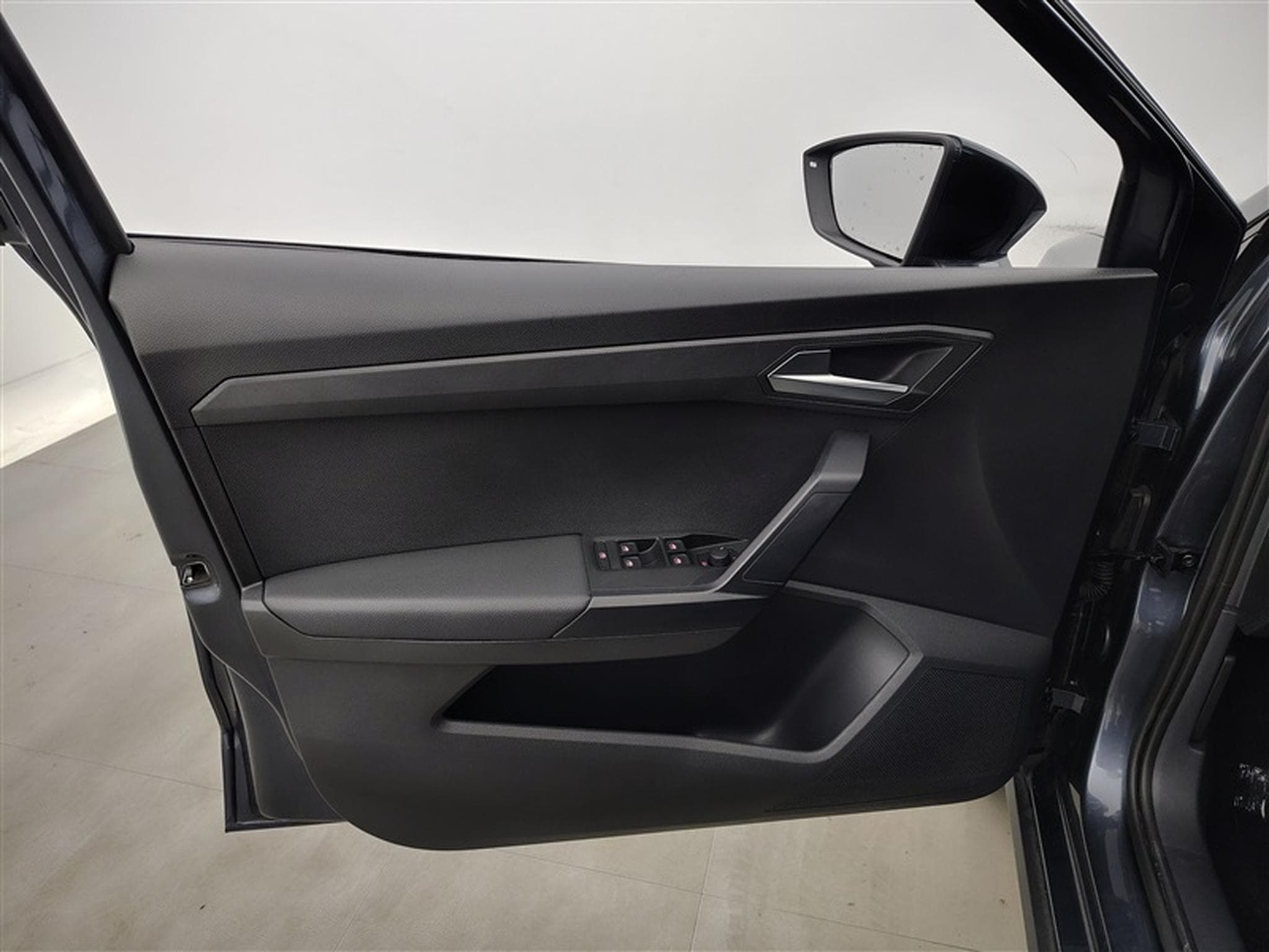 Seat Arona 1.0 TSI Move! DSG NAVI / FULL LED / CARPLAY (2024) - Photo 16
