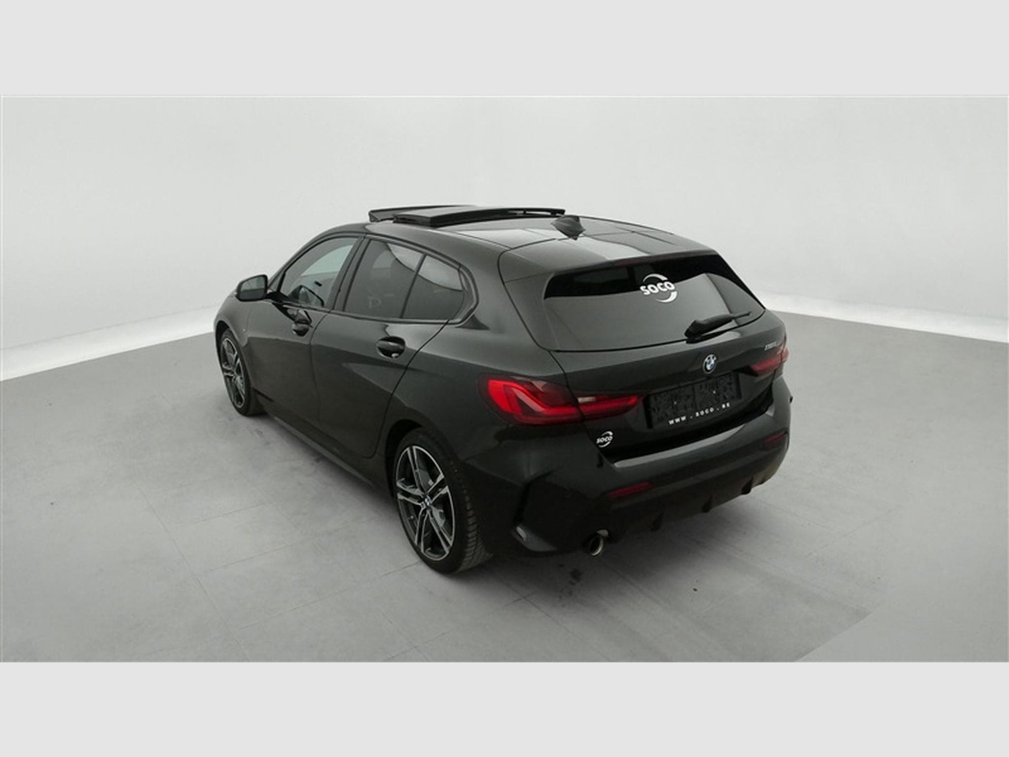 BMW 118 118iA Pack M NAVI / CARPLAY / CAMERA / TO PANO (2024) - Photo 2