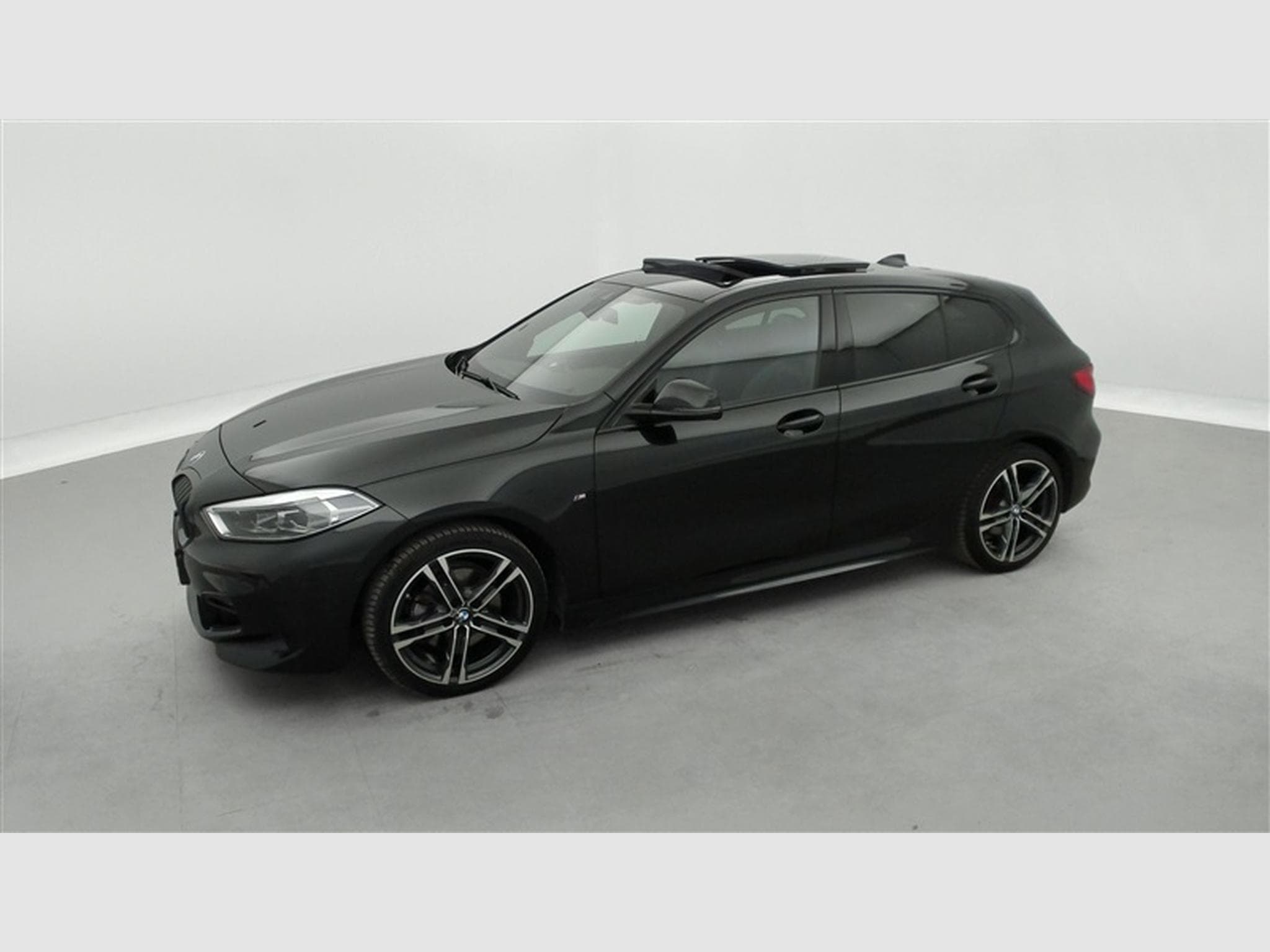 BMW 118 118iA Pack M NAVI / CARPLAY / CAMERA / TO PANO (2024) - Photo 22