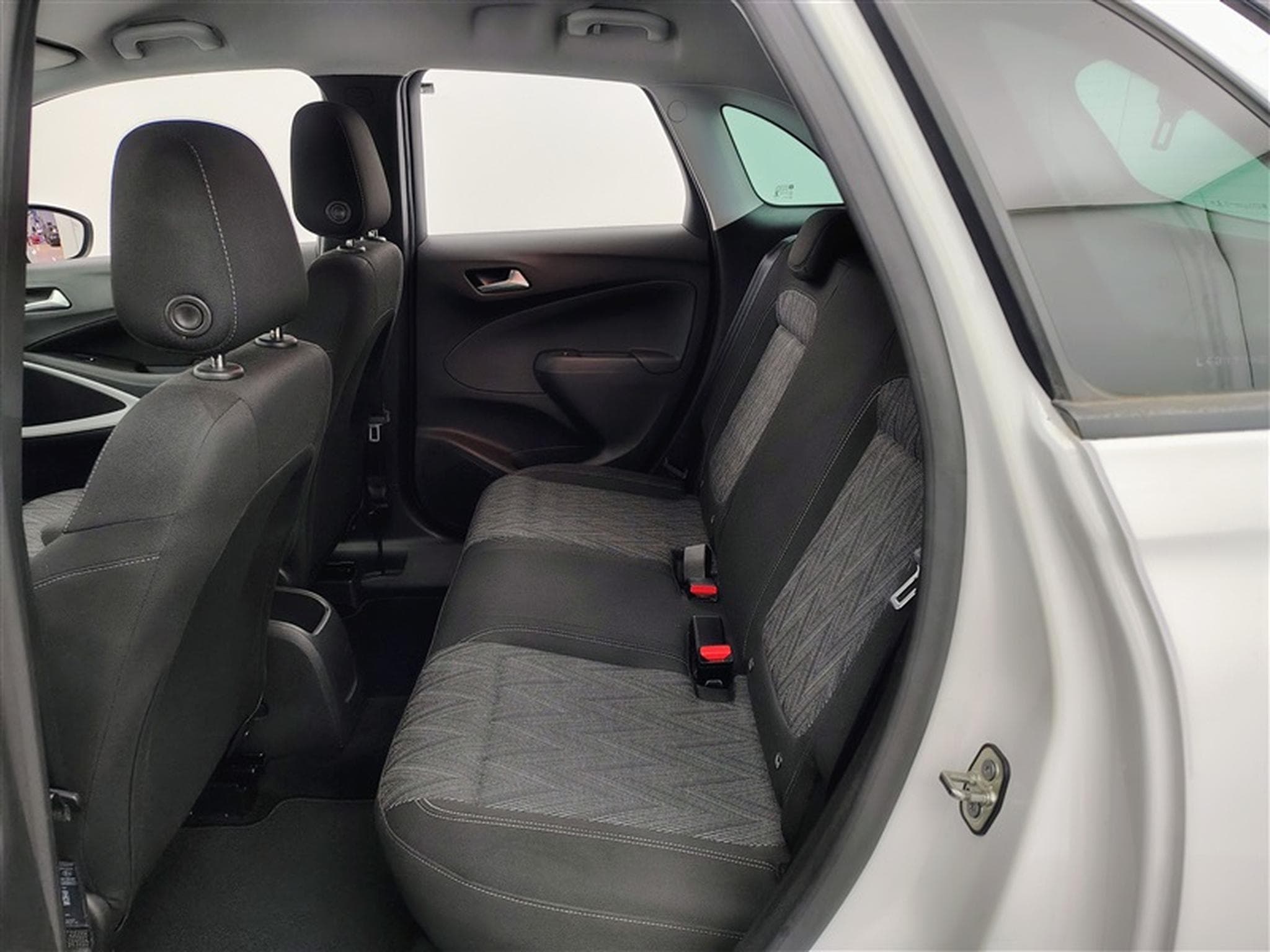 Opel Crossland 1.2 Turbo AUTO à adapter (2020) - Photo 13