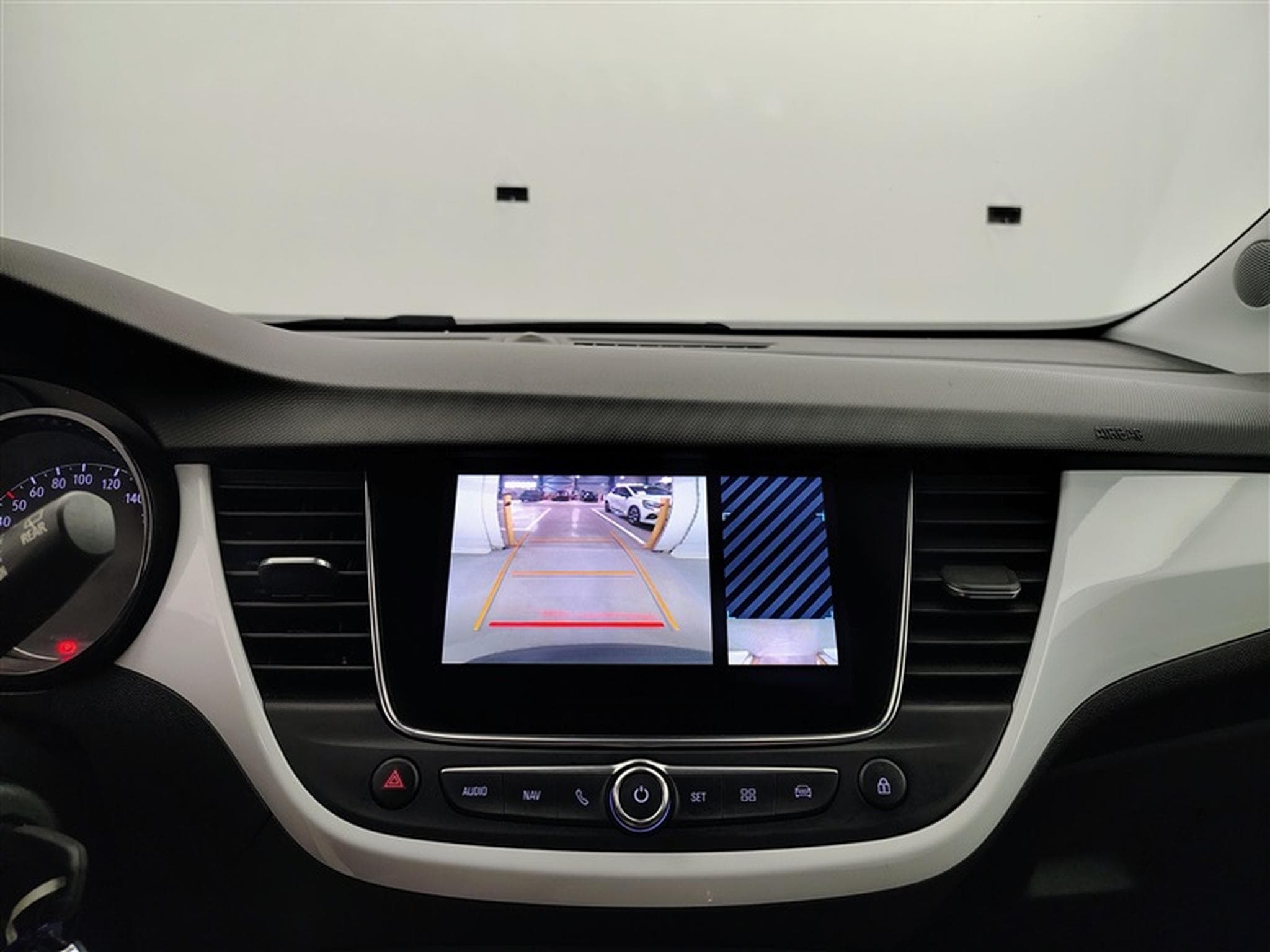 Opel Crossland 1.2 Turbo AUTO à adapter (2020) - Photo 18