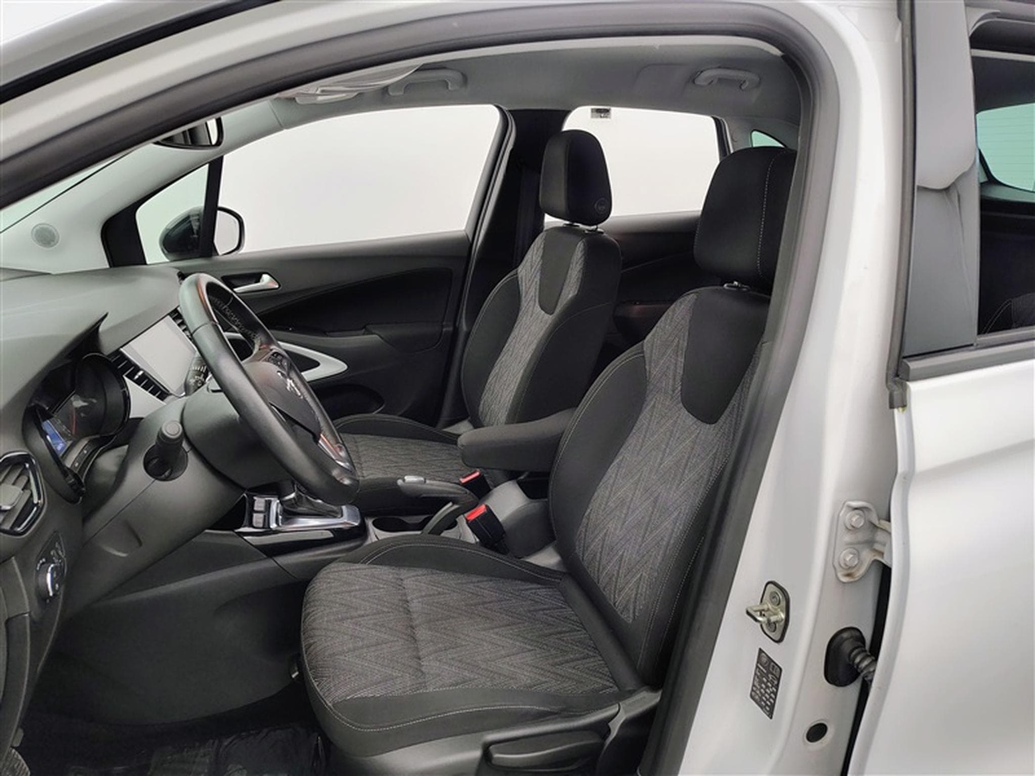 Opel Crossland 1.2 Turbo AUTO à adapter (2020) - Photo 7