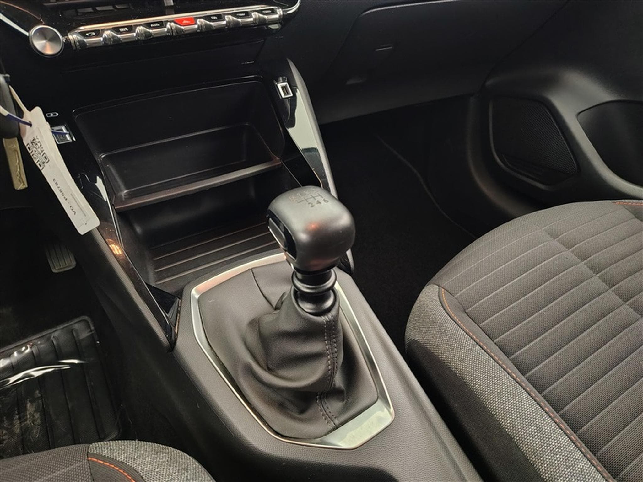 Peugeot 208 1.2i PureTech Active Pack (EU6.4) (2022) - Photo 12