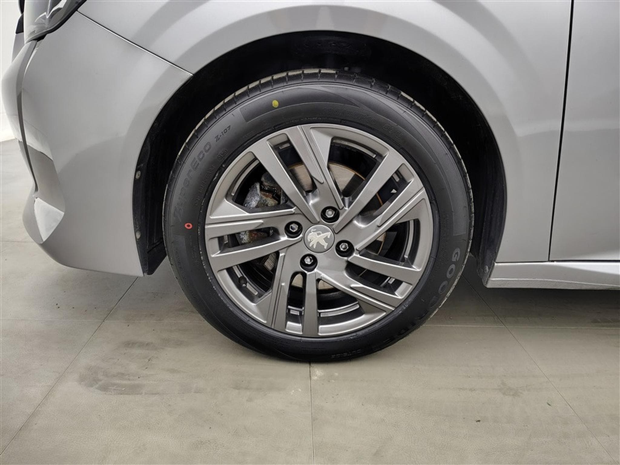 Peugeot 208 1.2i PureTech Active Pack (EU6.4) (2022) - Photo 6