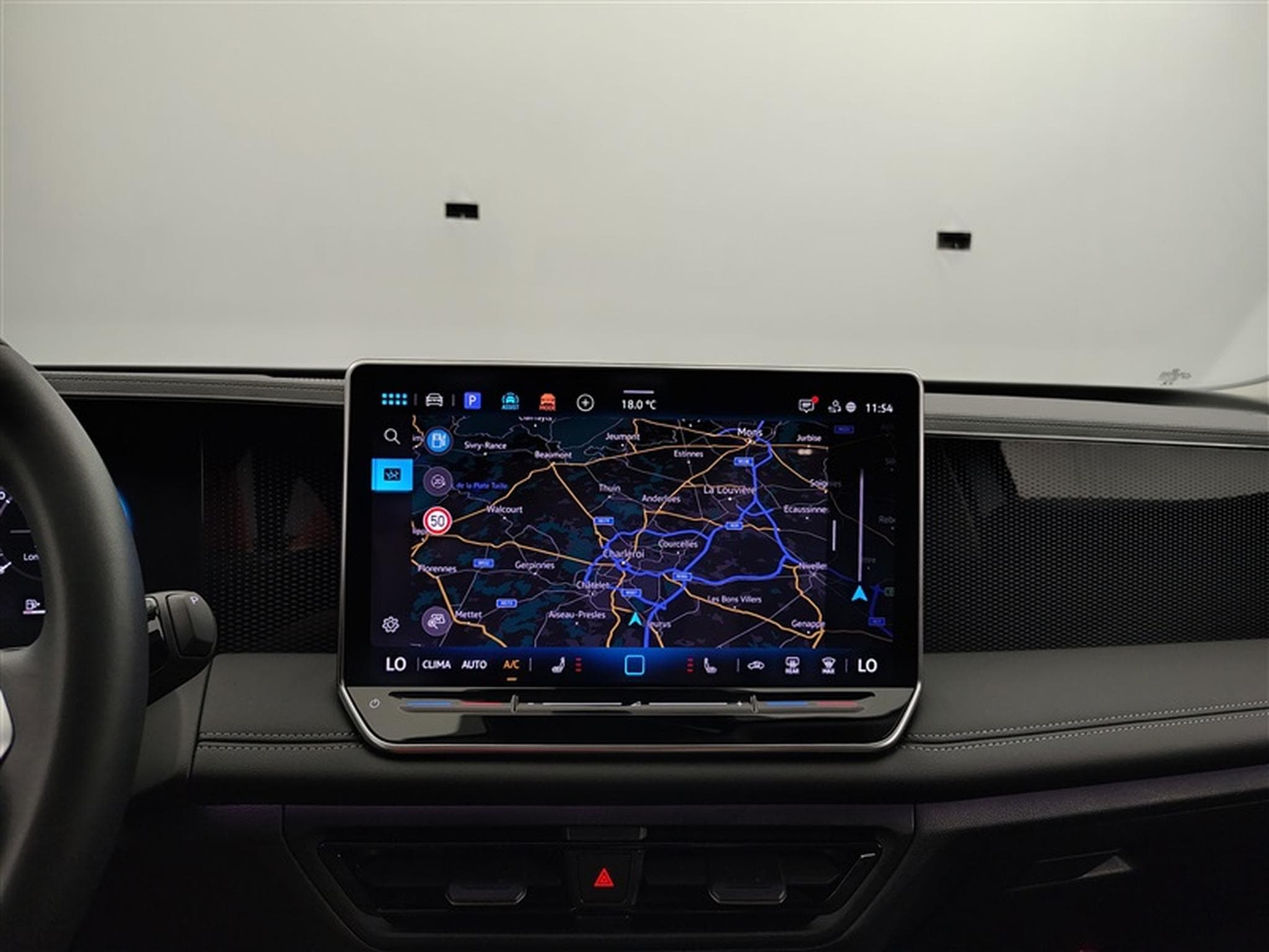 VW Tiguan 1.5 eTSI mHEV ACT Life United OPF DSG (2025) - Photo 11