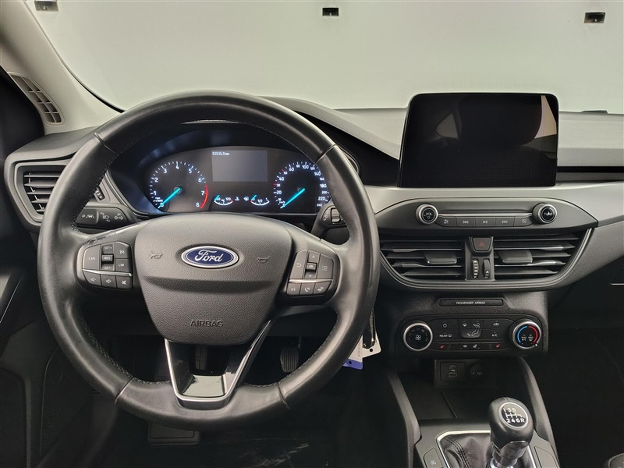 Ford Focus Clipper Active 1.0 EcoBoost MHEV X (2022) - Photo 9