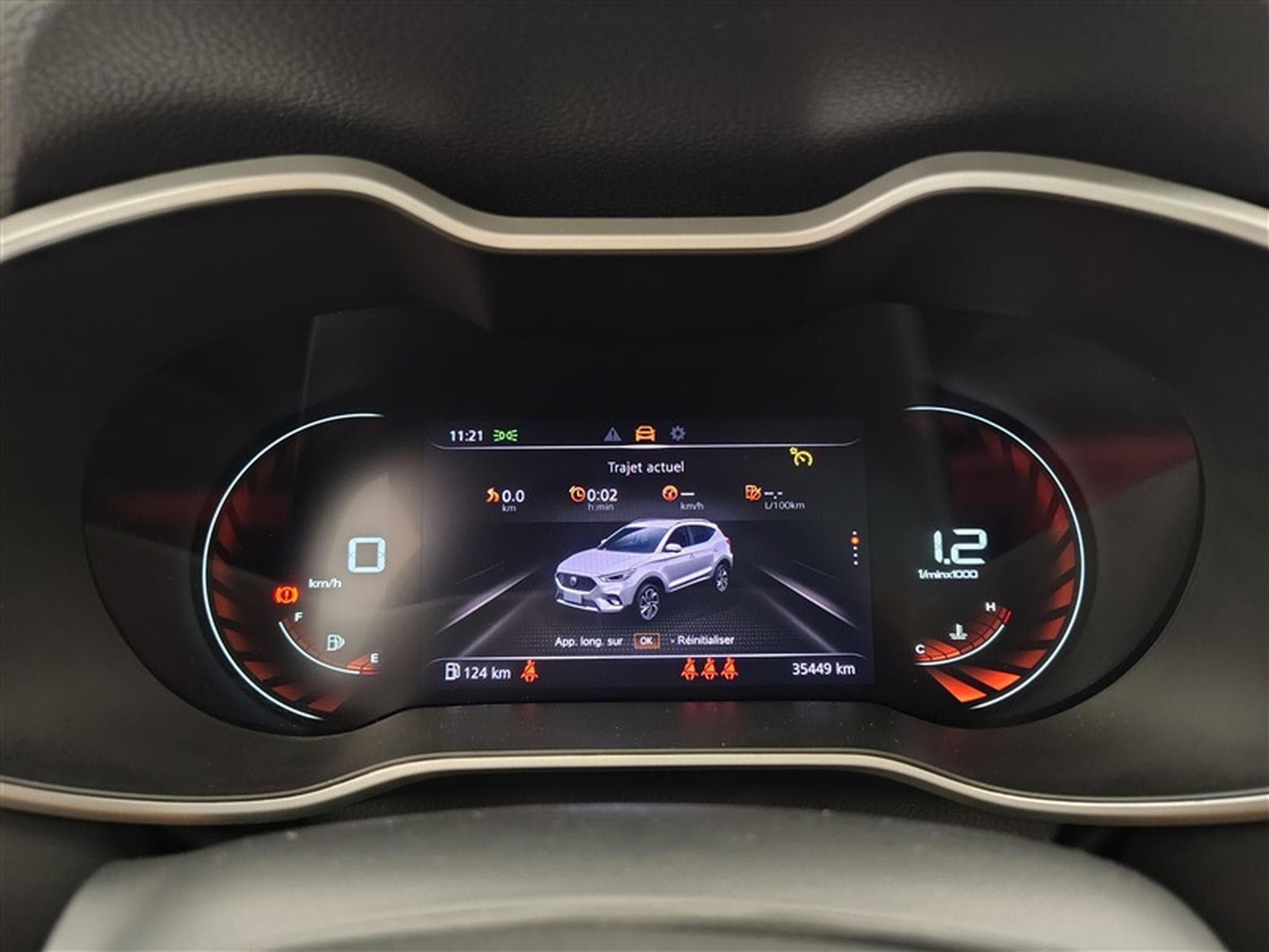 MG ZS 1.0 T-GDi Luxury (2023) - Photo 10
