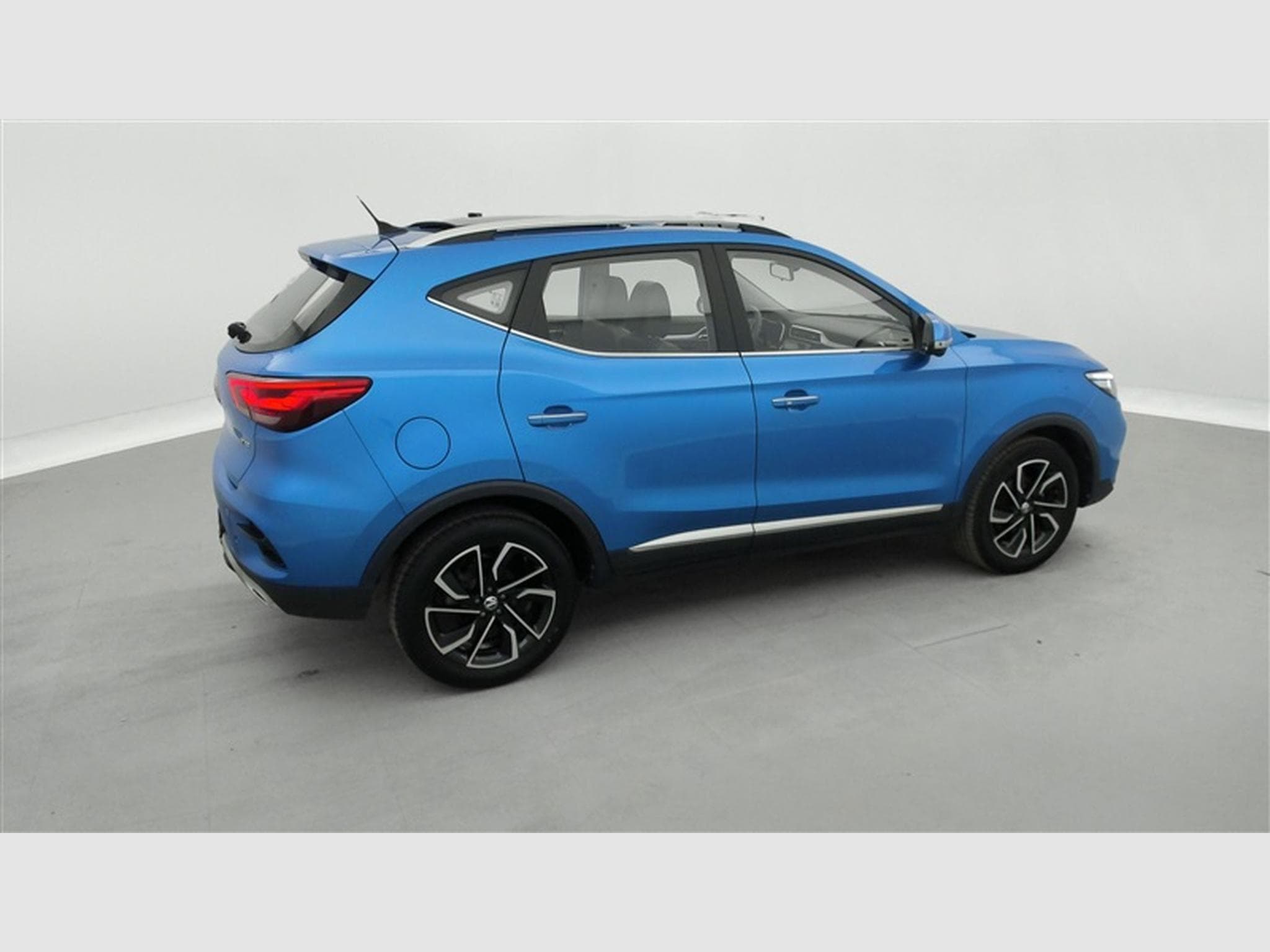 MG ZS 1.0 T-GDi Luxury (2023) - Photo 24