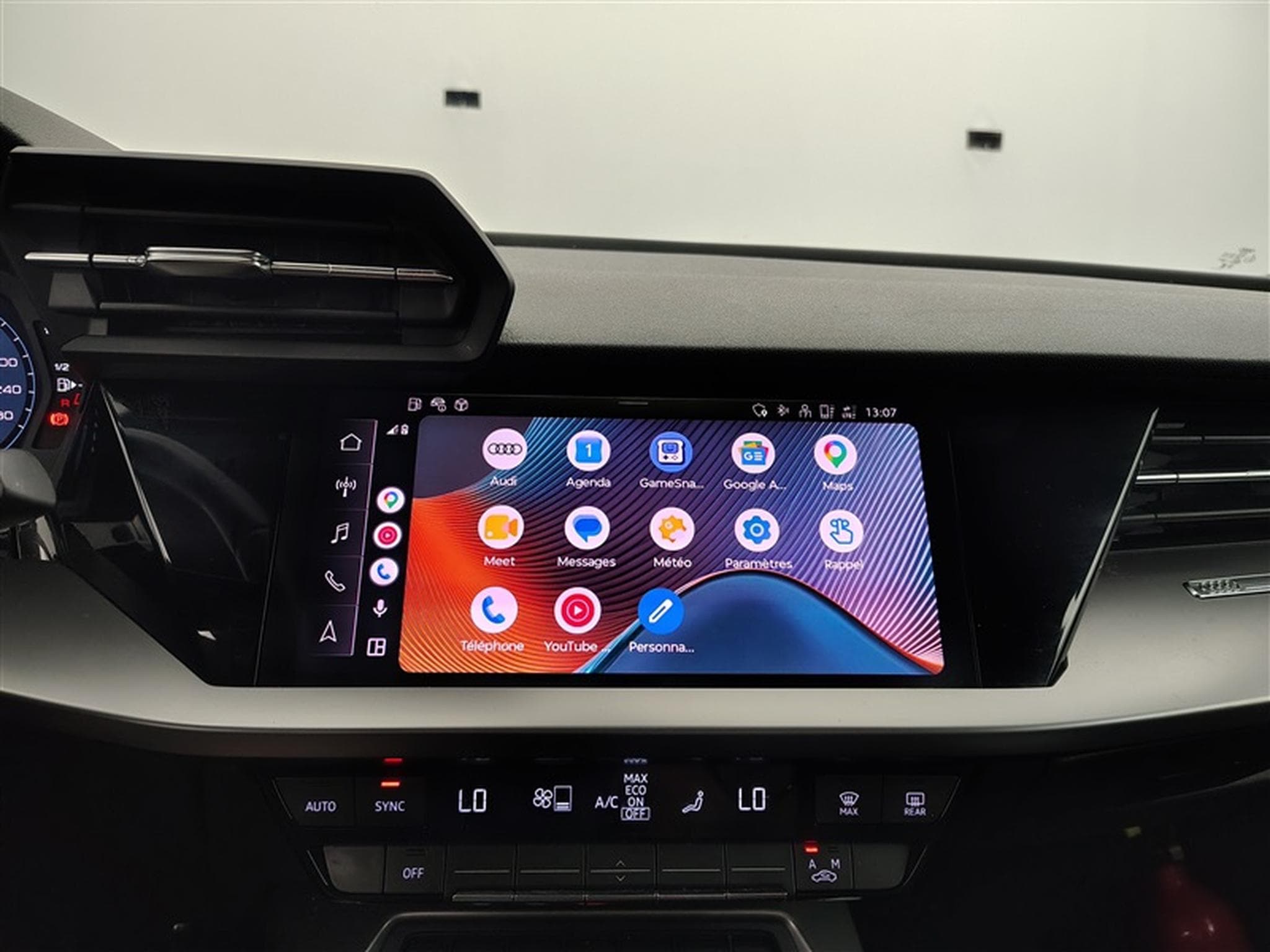 Audi A3 30 TDi  Navi Cockpit / Led / PDC (2023) - Photo 18