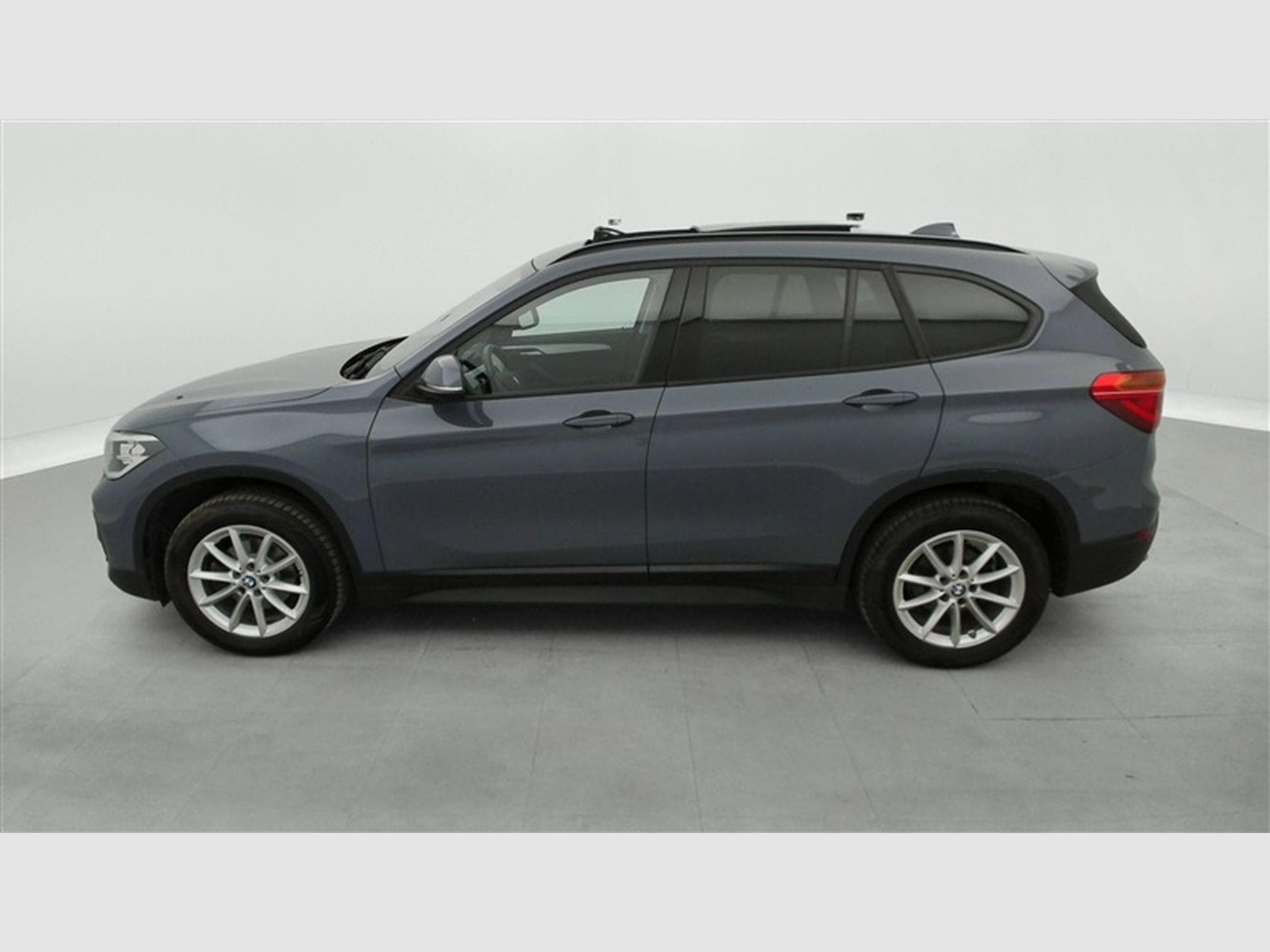 BMW X1 1.5 d sDrive16 NAVI PRO / CUIR SPORT / CLIM (2020) - Photo 3