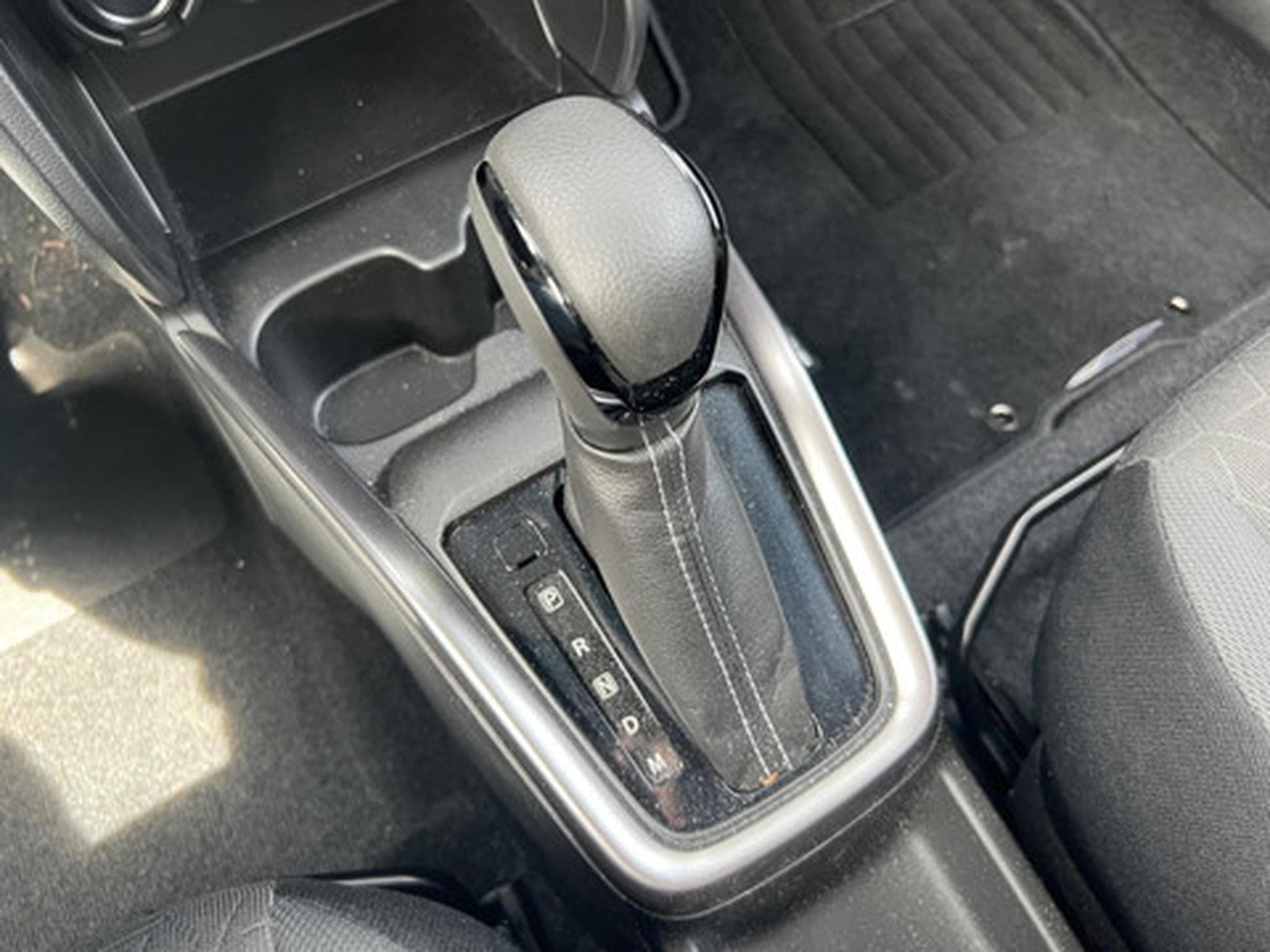 Suzuki Swift 1.2 Grand Luxe + CVT (2024) - Foto 10