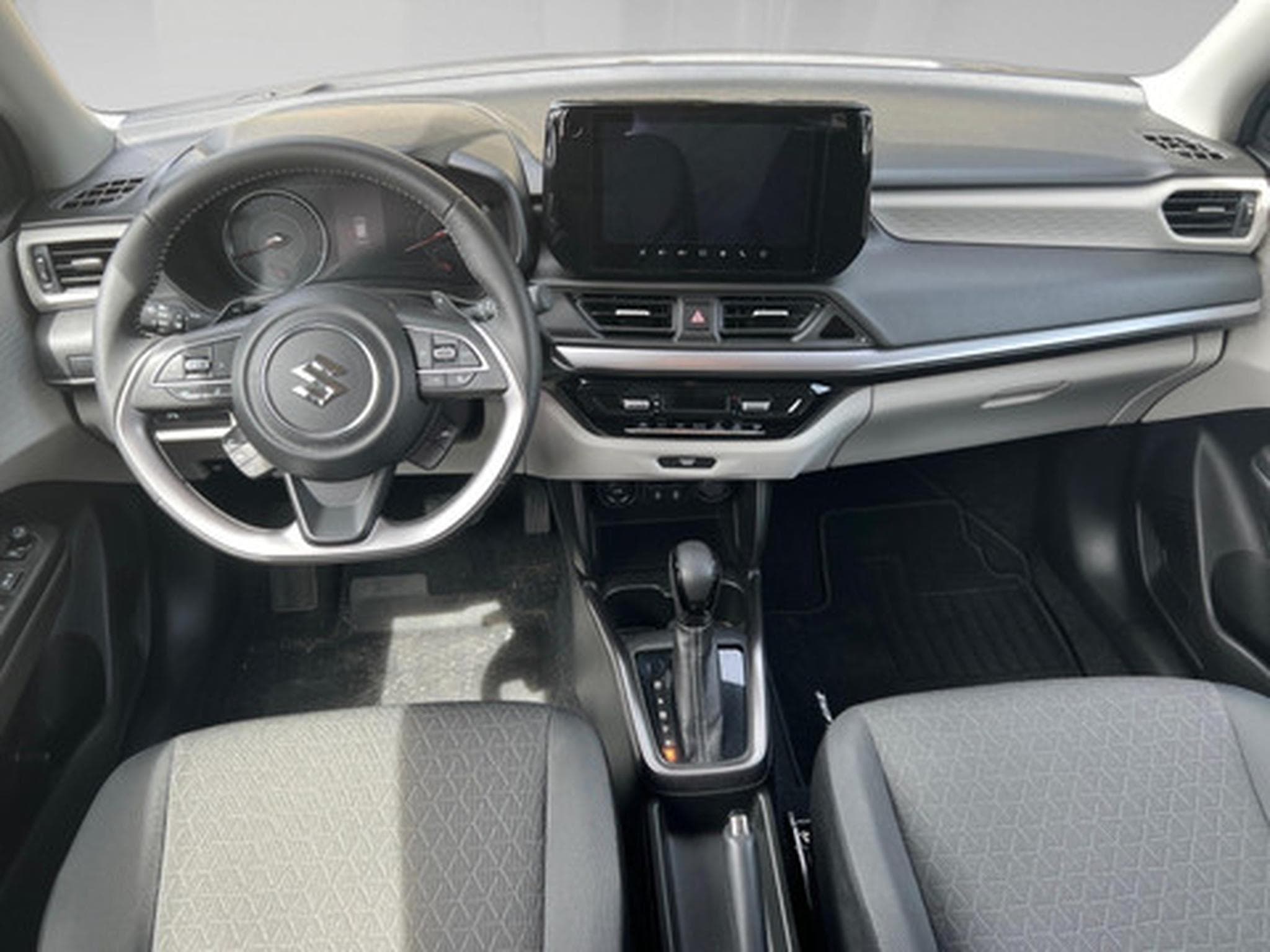 Suzuki Swift 1.2 Grand Luxe + CVT (2024) - Foto 17