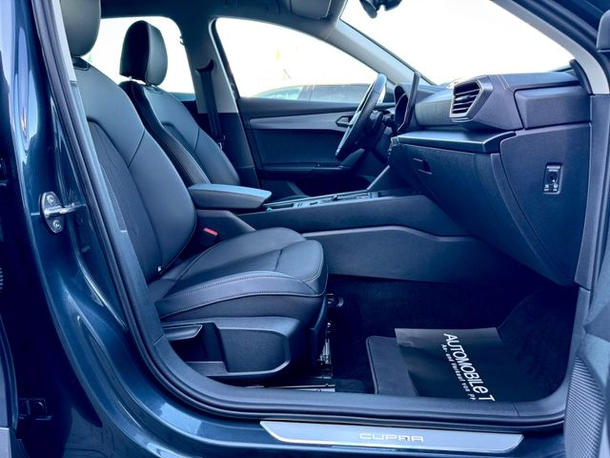 Cupra Formentor Formentor 1.4 e-Hybrid /NAVI/LED/ACC/1.HAND/ (2023) - Photo 13