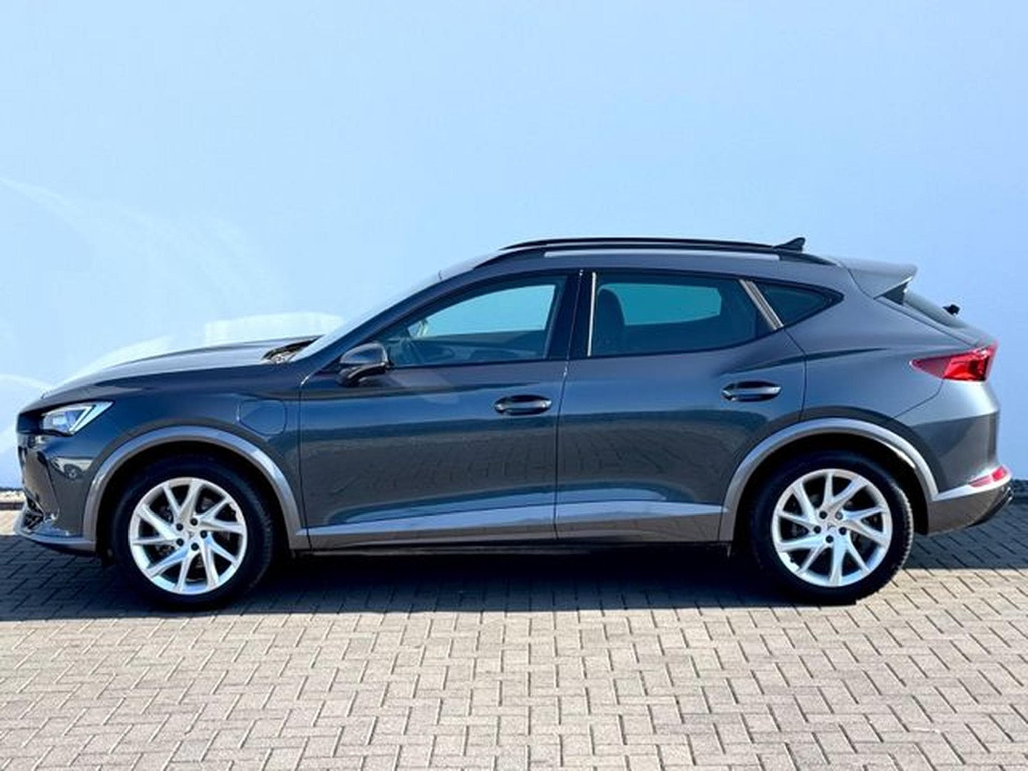 Cupra Formentor Formentor 1.4 e-Hybrid /NAVI/LED/ACC/1.HAND/ (2023) - Photo 8