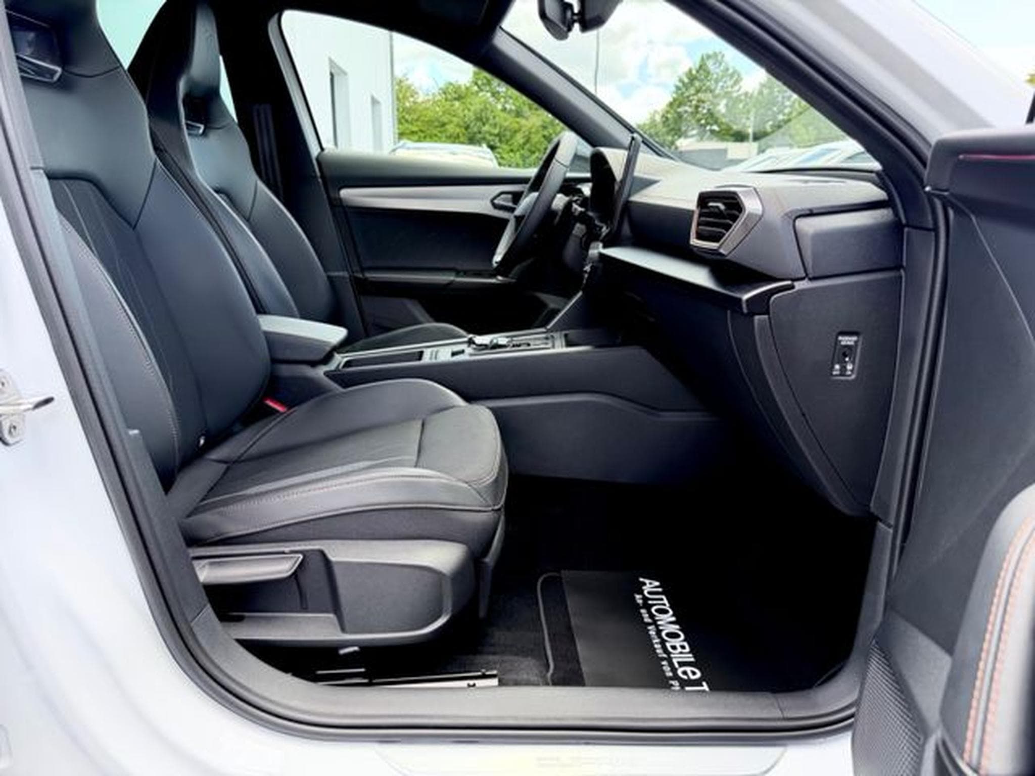 Cupra Formentor Formentor 1.4 e-Hybrid /NAVI/LED/ACC/CAM/1.HAND/ (2023) - Photo 13