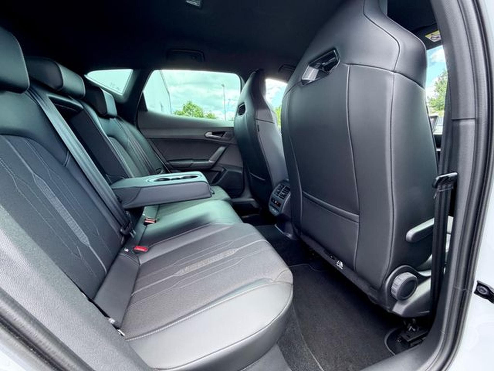 Cupra Formentor Formentor 1.4 e-Hybrid /NAVI/LED/ACC/CAM/1.HAND/ (2023) - Photo 15