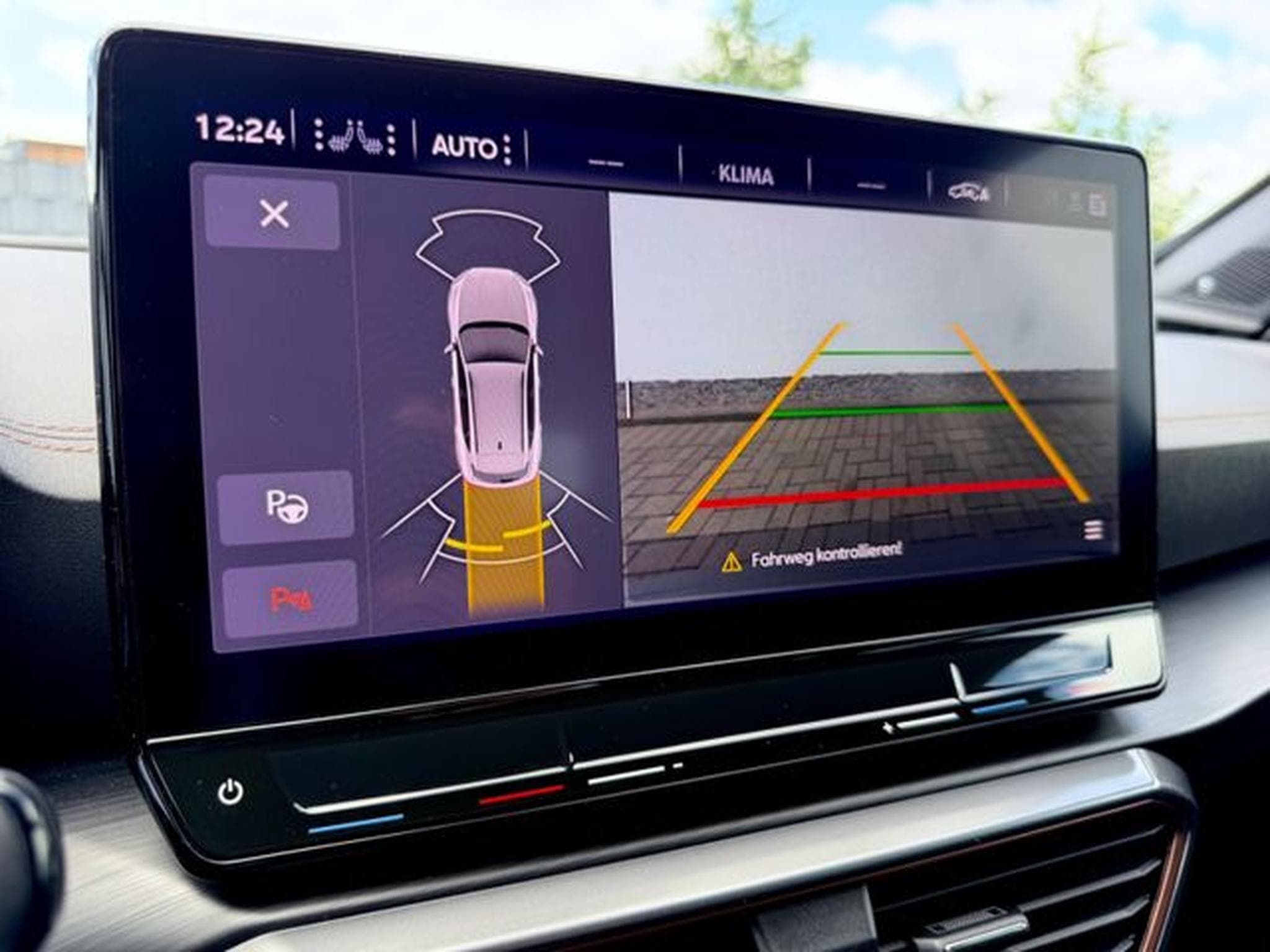 Cupra Formentor Formentor 1.4 e-Hybrid /NAVI/LED/ACC/CAM/1.HAND/ (2023) - Photo 16