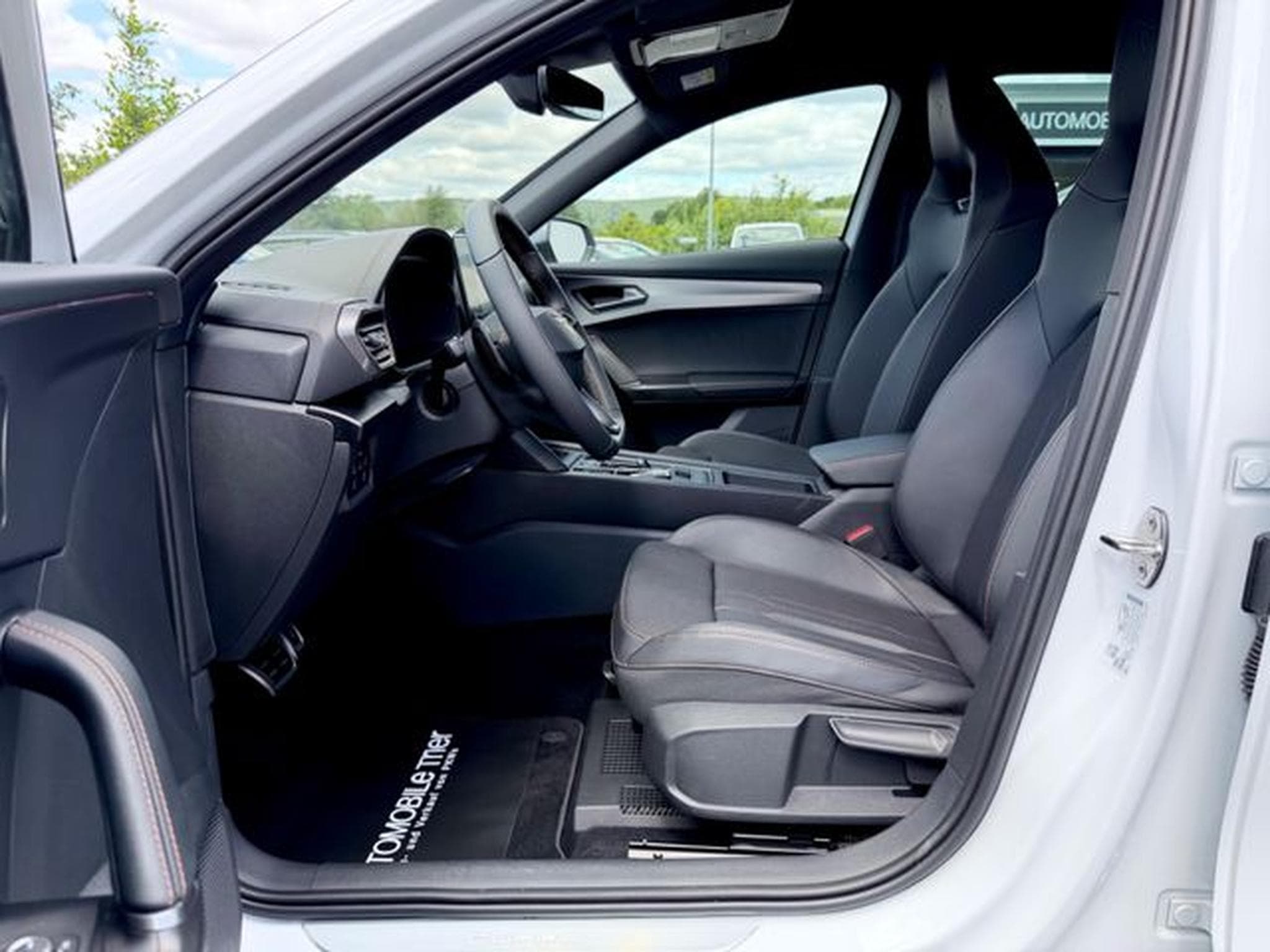 Cupra Formentor Formentor 1.4 e-Hybrid /NAVI/LED/ACC/CAM/1.HAND/ (2023) - Photo 9