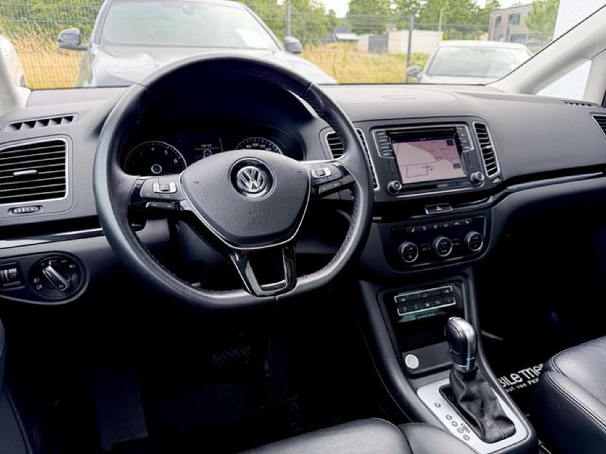 VW Sharan Sharan Highline 1.4 TSI DSG 7.SITZER/ACC/CAM/AHK (2020) - Foto 10