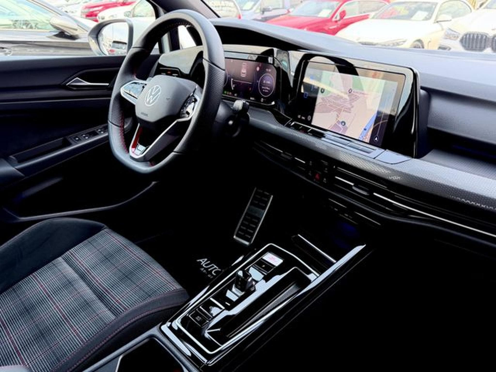 VW Golf Golf 8 Lim. GTI /NAVI/LED/PDC/1.HAND/GARANTIE/ (2024) - Photo 12