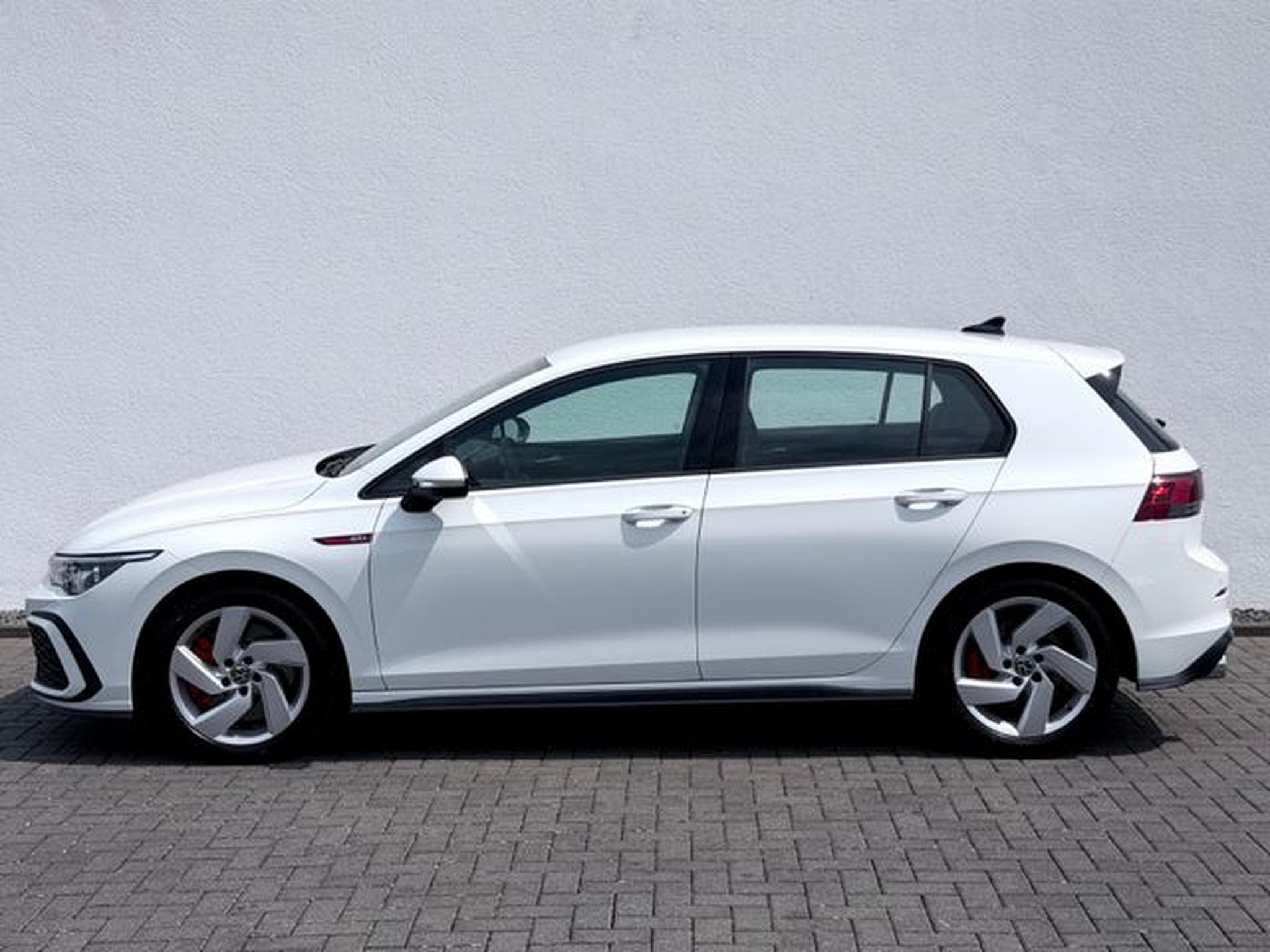 VW Golf Golf 8 Lim. GTI /NAVI/LED/PDC/1.HAND/GARANTIE/ (2024) - Photo 8