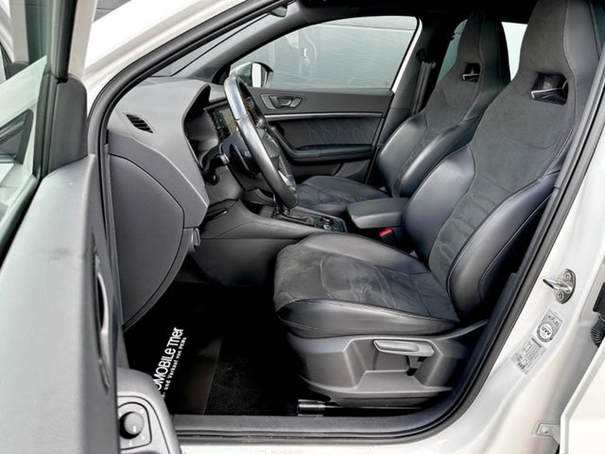 Cupra Ateca Ateca VZ 2.0 TSI DSG 4Drive /NAVI/LED/360°CAM/ (2022) - Foto 9