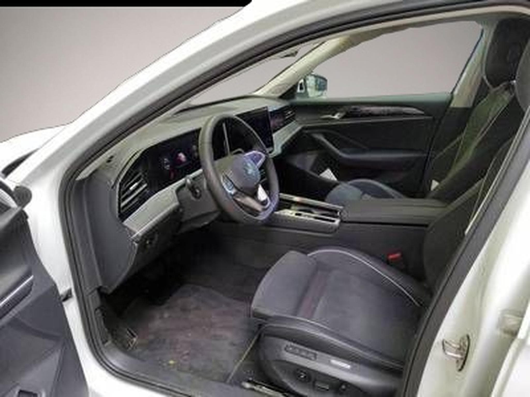 VW Passat (2025) - Foto 3