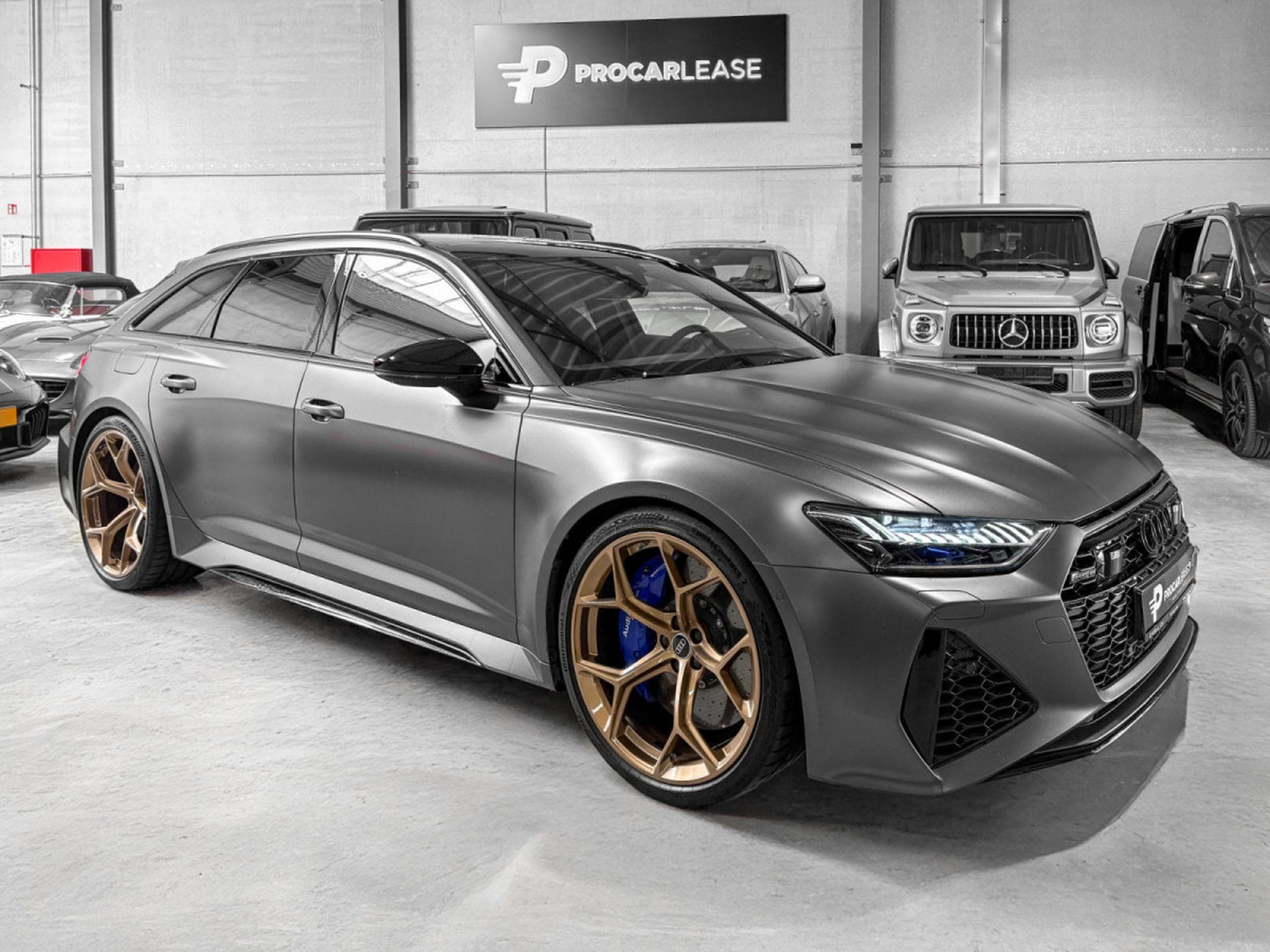 Audi RS6 RS6 Avant PERFORMANCE 4.0 TFSI quattro/22/PANO/KERAMIK/360°/ (2023) - Foto 4
