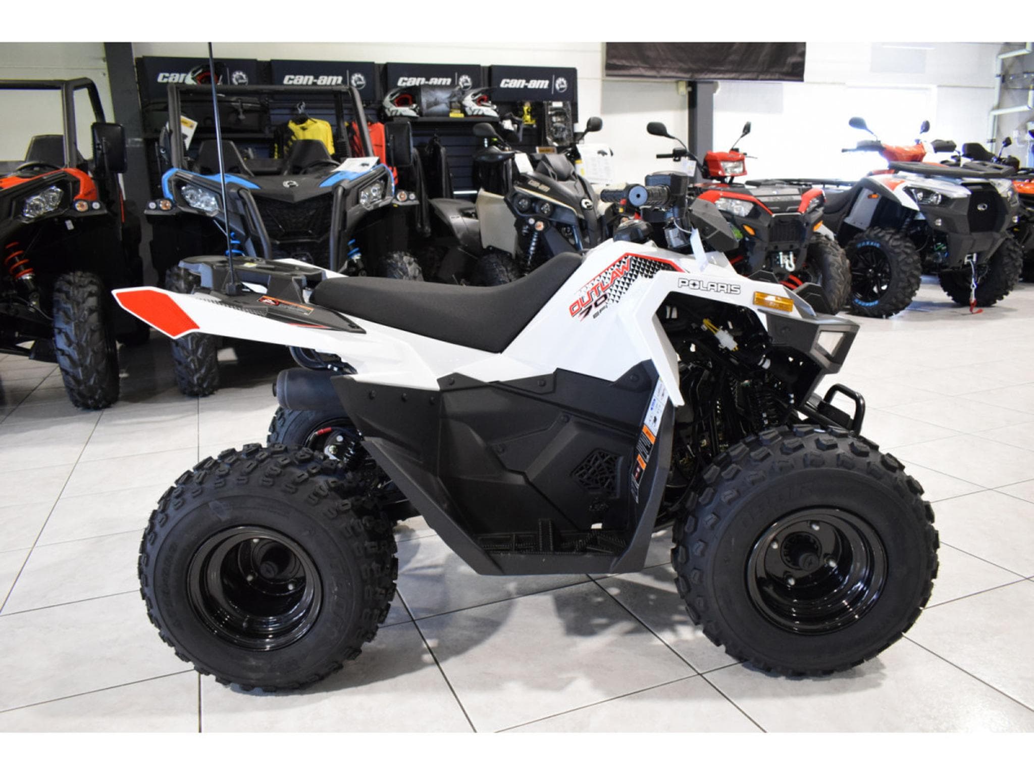Polaris Outlaw 70 (2026) - Foto 1