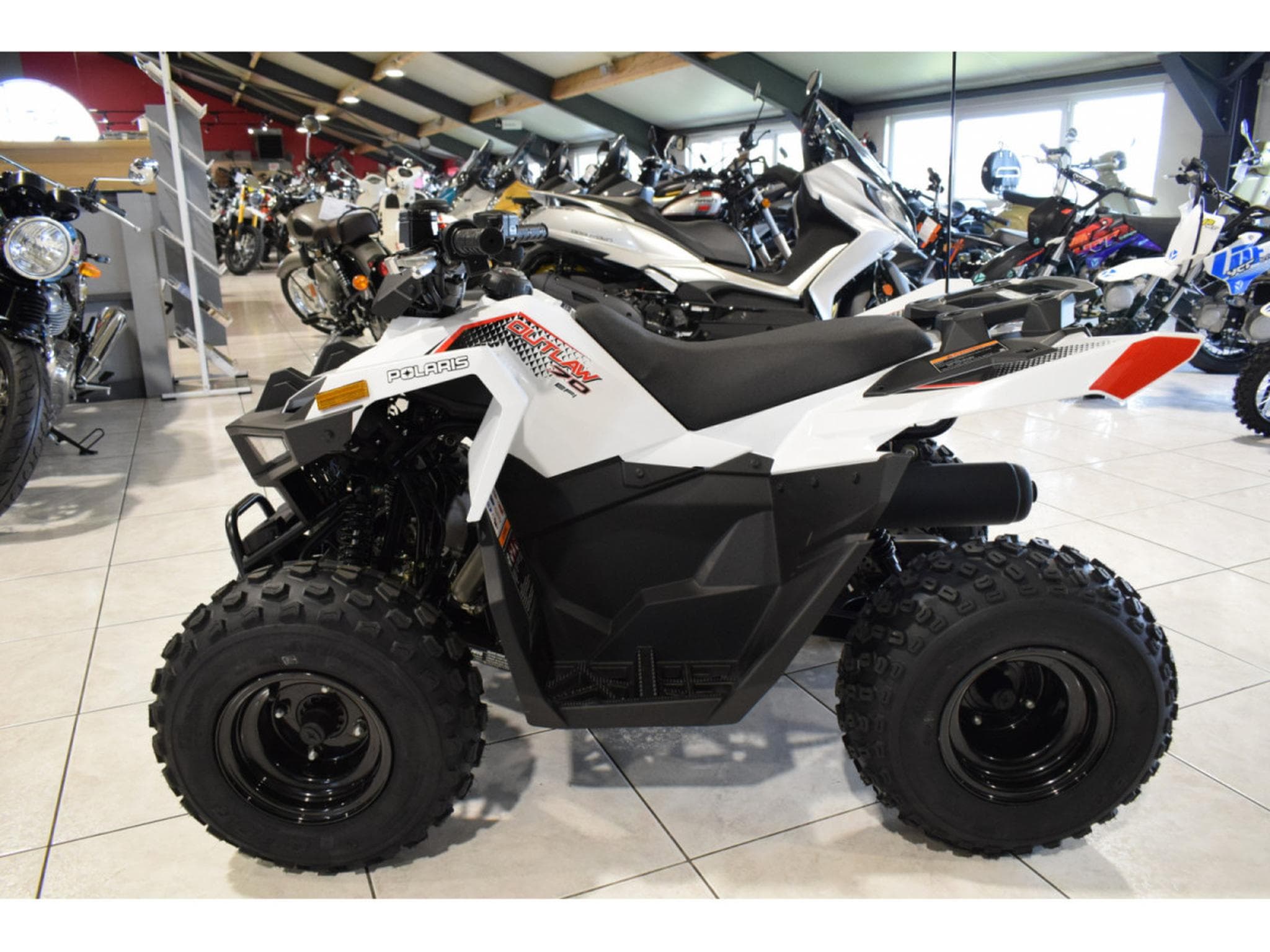 Polaris Outlaw 70 (2026) - Foto 4